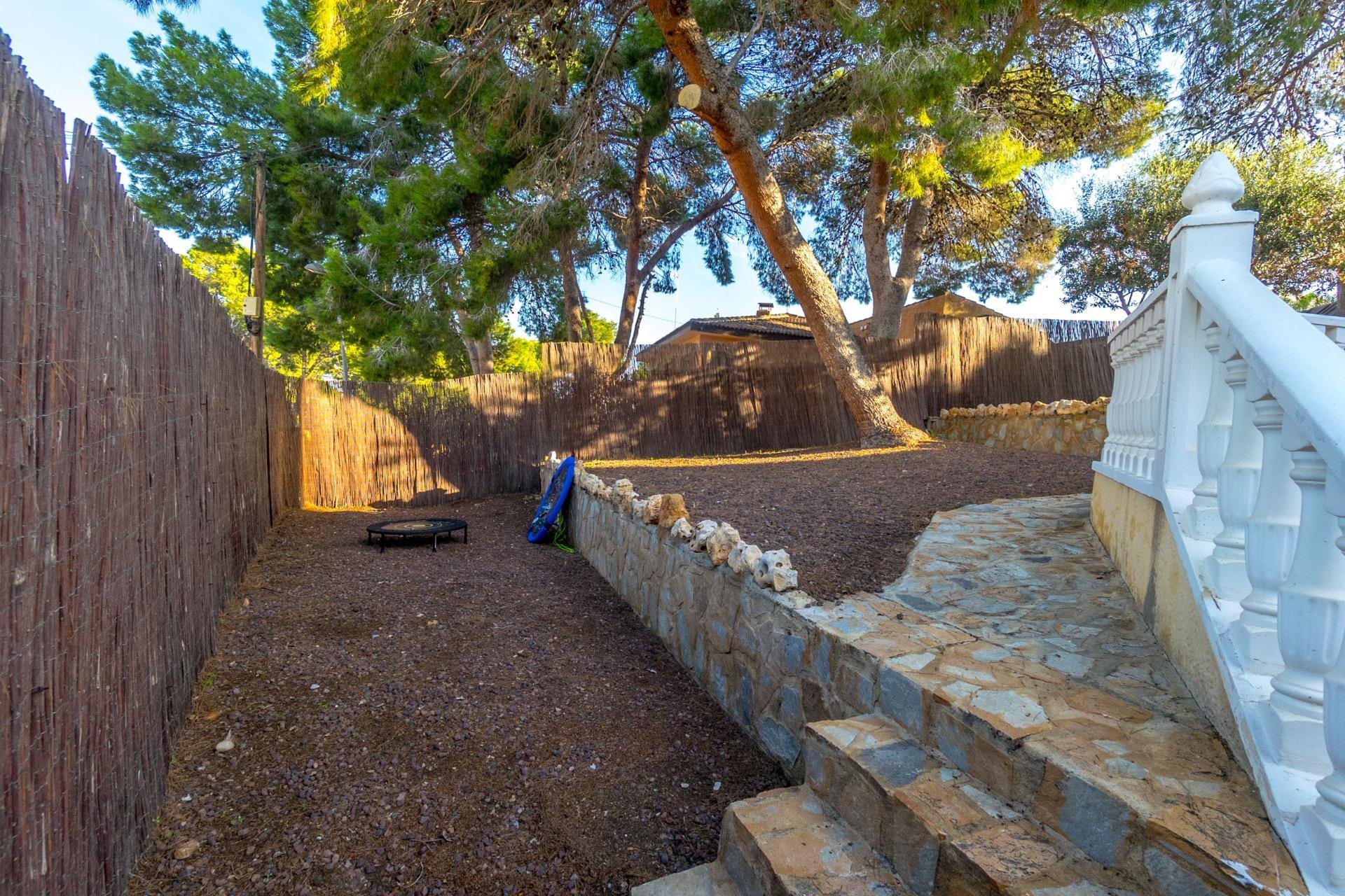 Használt Ingatlanok - Villa -
Torrevieja - Los Balcones