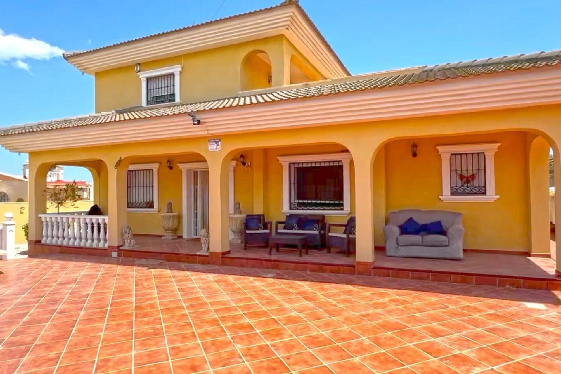 Használt Ingatlanok - Villa -
Torrevieja - Los Balcones
