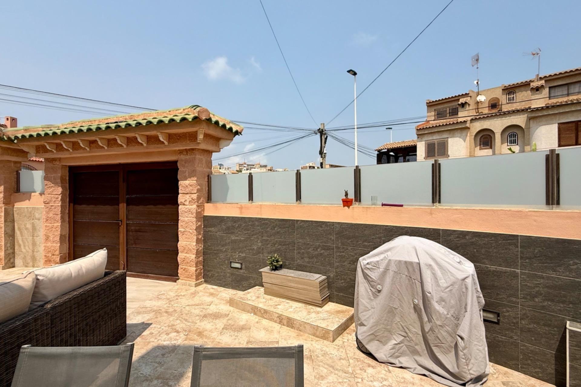 Használt Ingatlanok - Villa -
Torrevieja - Los Frutales