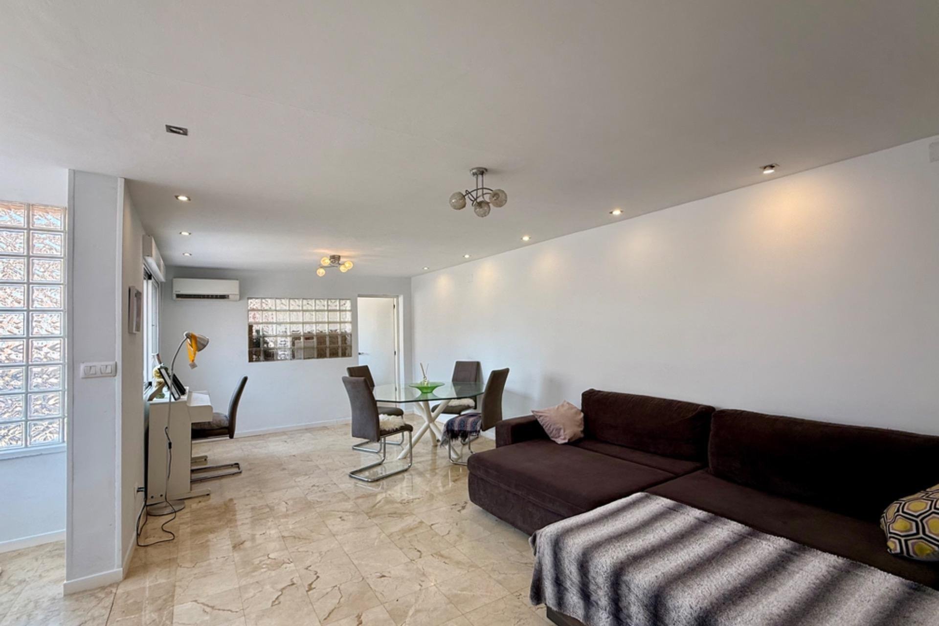 Használt Ingatlanok - Villa -
Torrevieja - Los Frutales