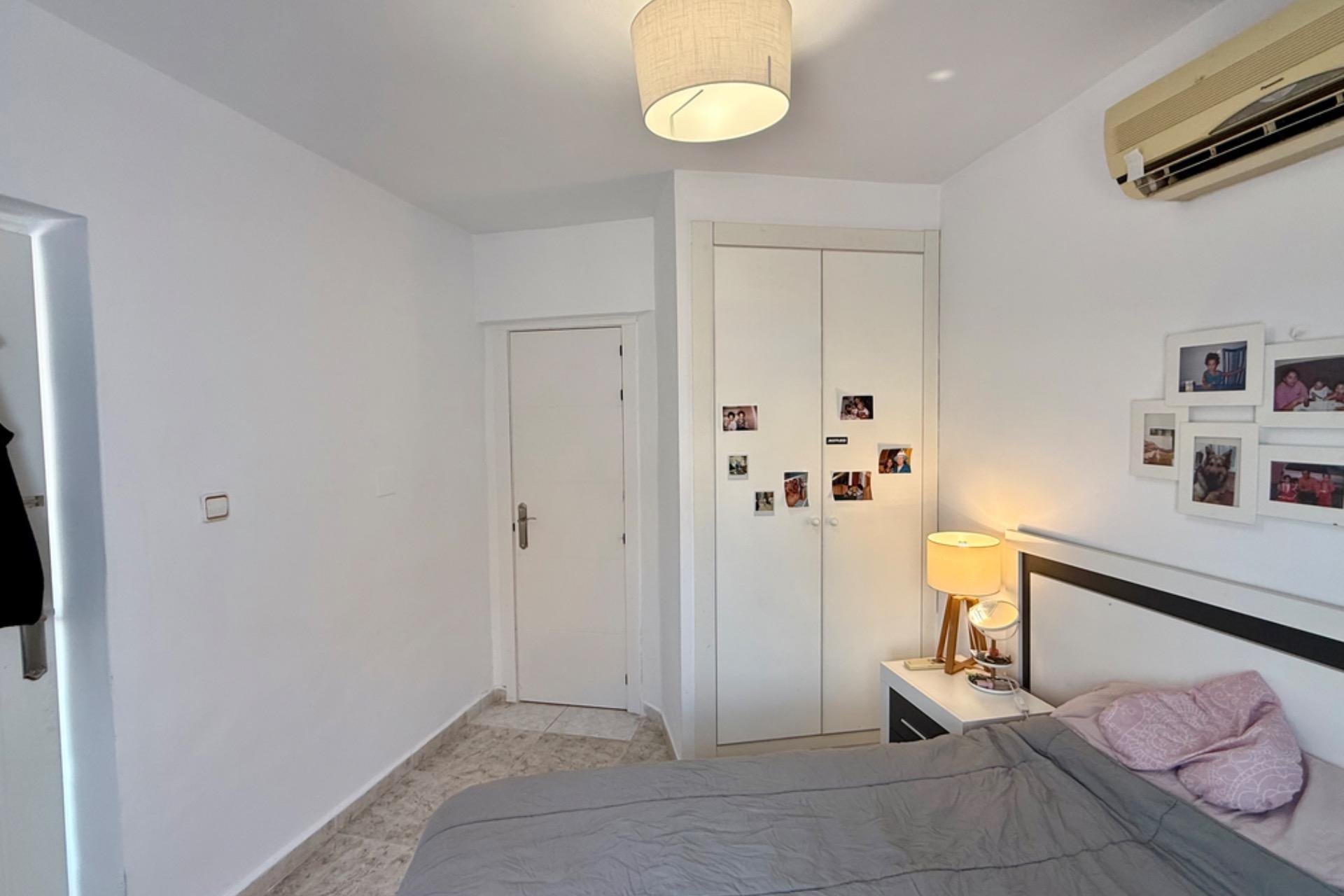 Használt Ingatlanok - Villa -
Torrevieja - Los Frutales