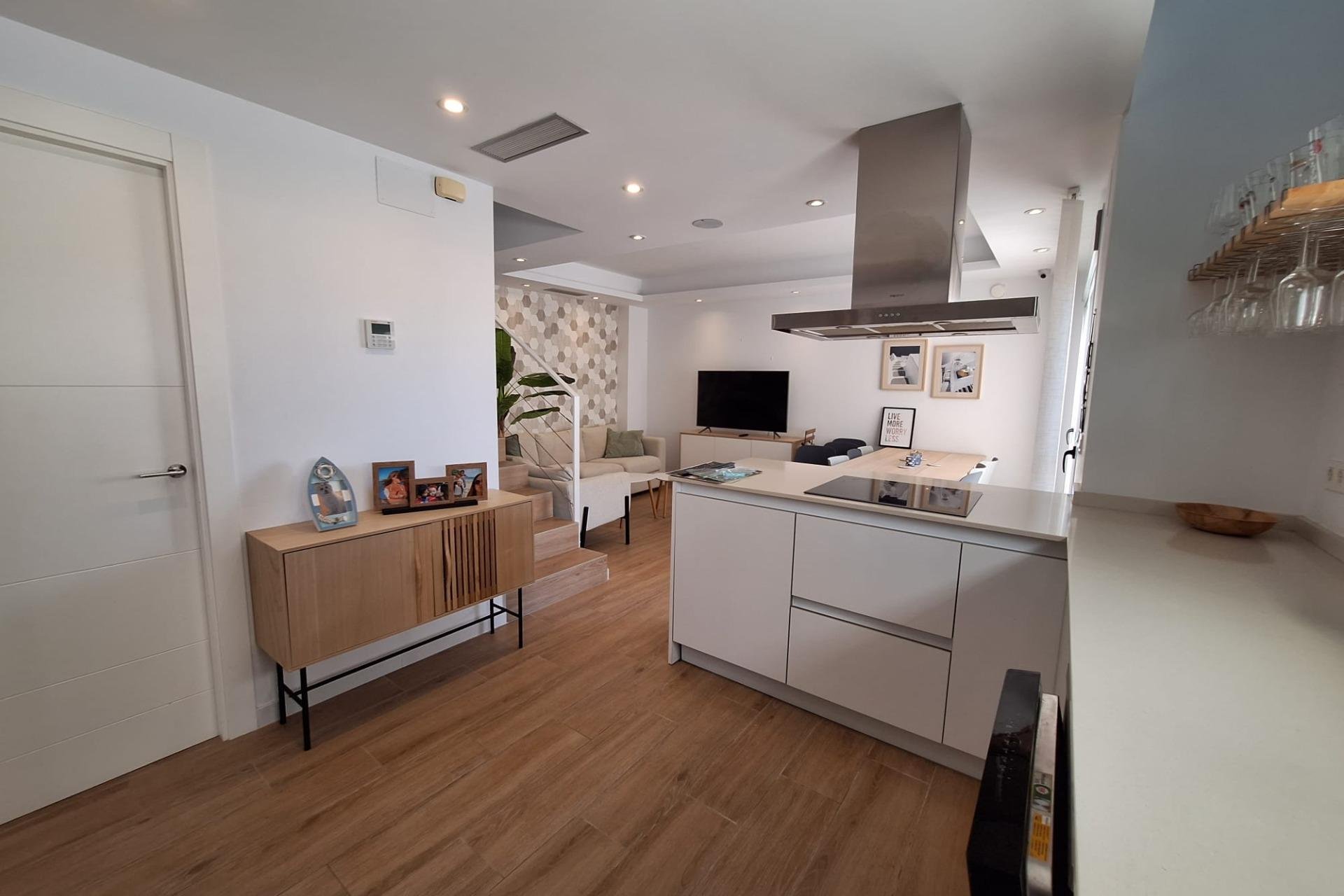 Használt Ingatlanok - Villa -
Torrevieja - Los Frutales
