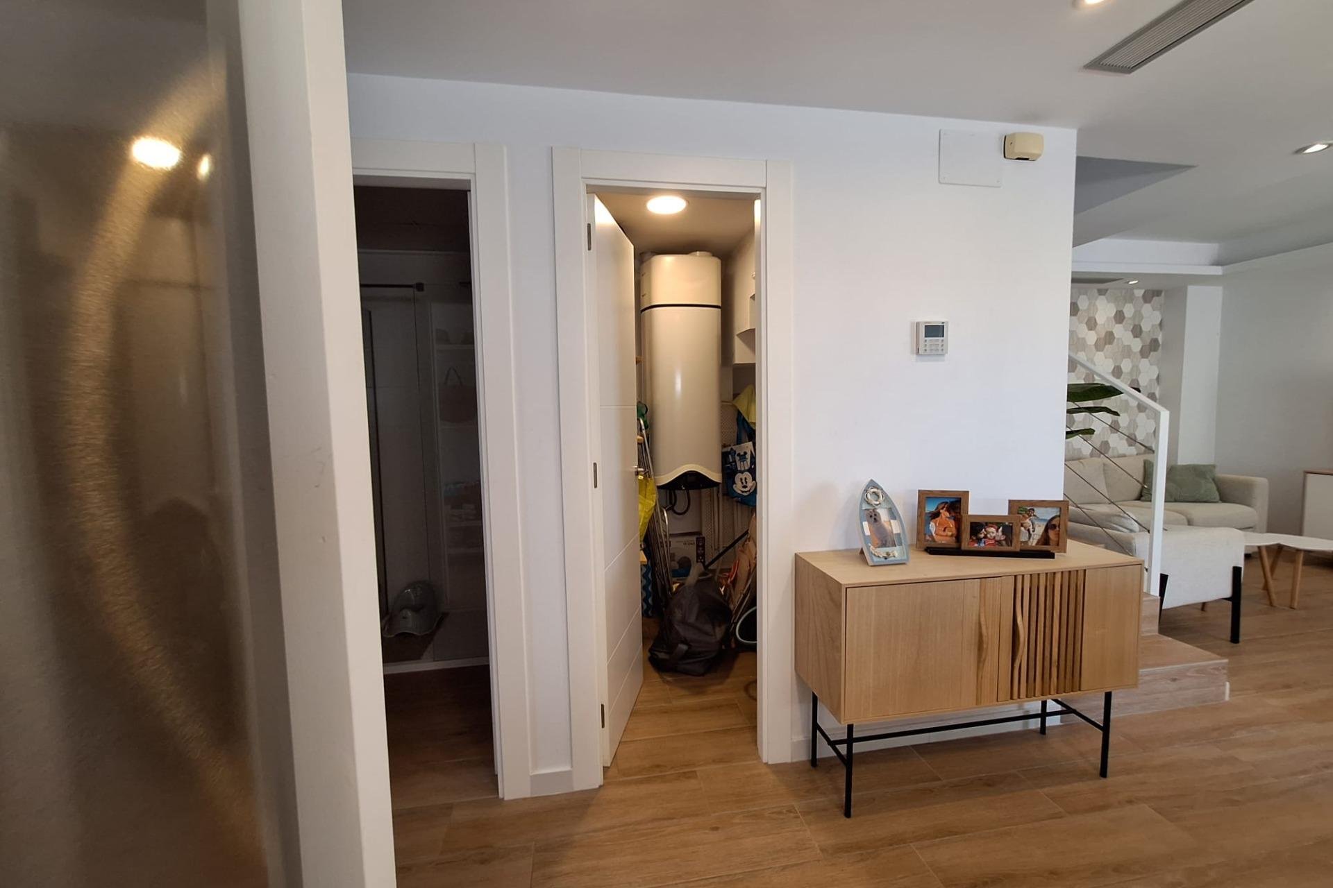 Használt Ingatlanok - Villa -
Torrevieja - Los Frutales