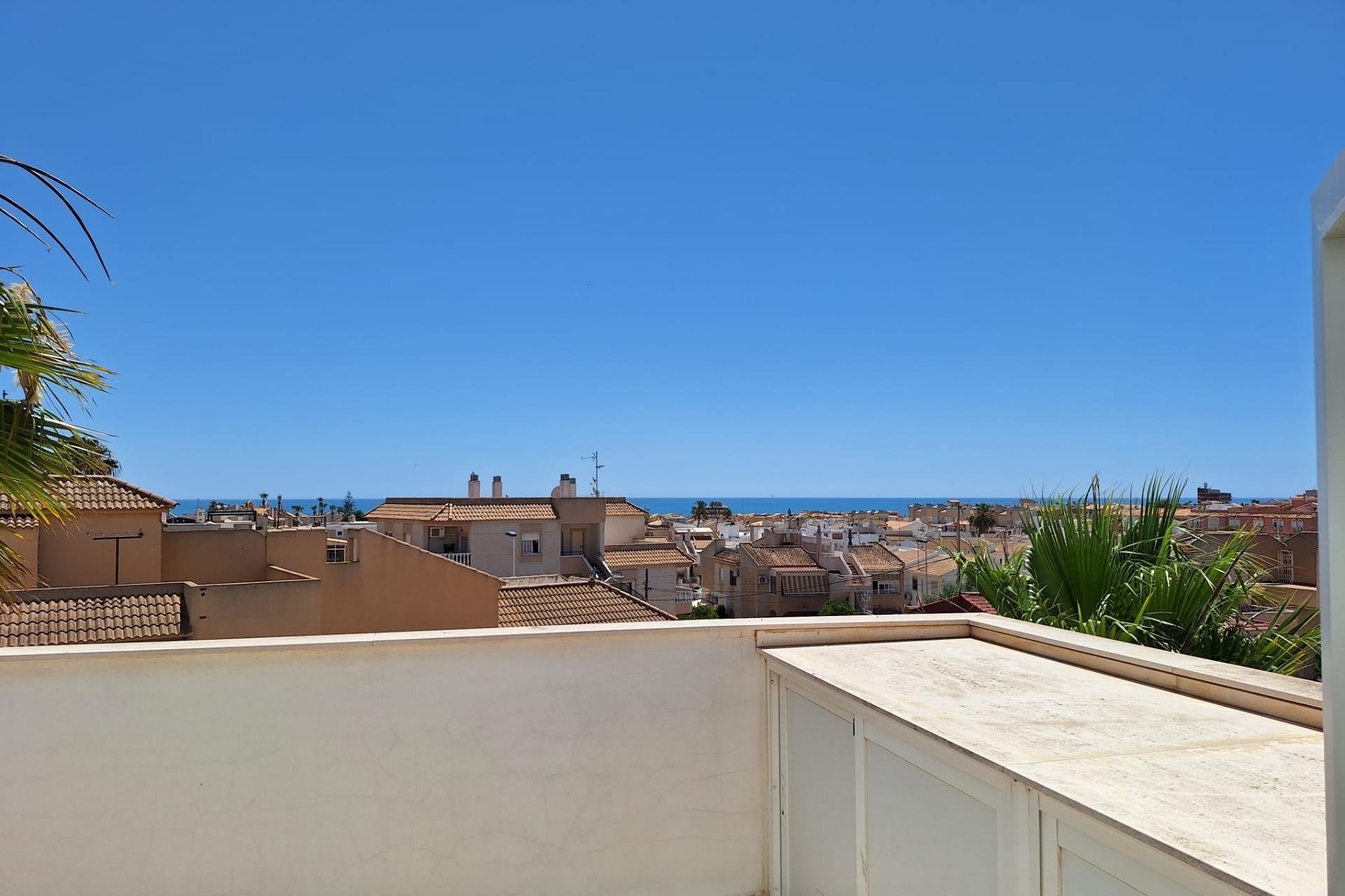 Használt Ingatlanok - Villa -
Torrevieja - Los Frutales