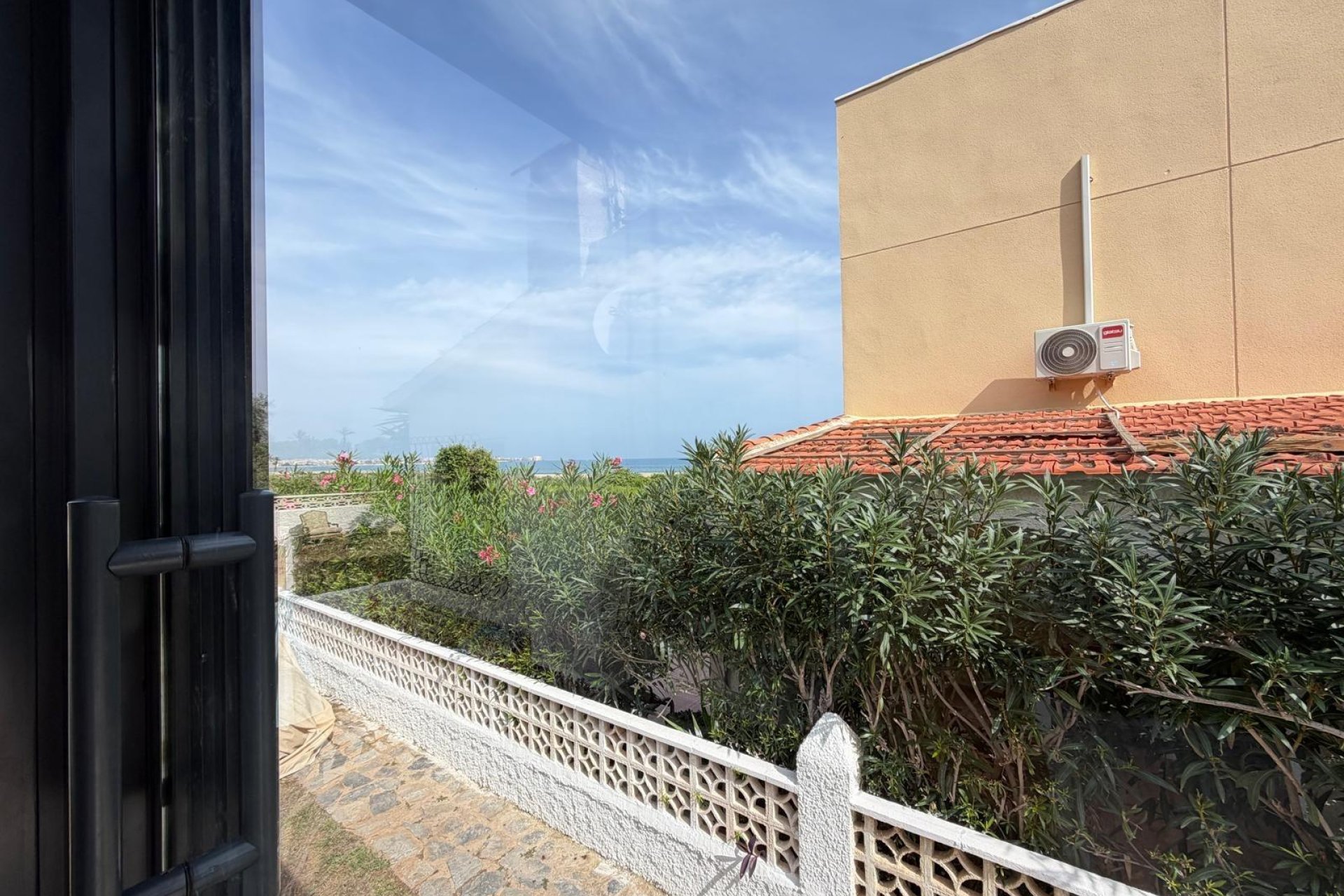 Használt Ingatlanok - Villa -
Torrevieja - Punta Prima