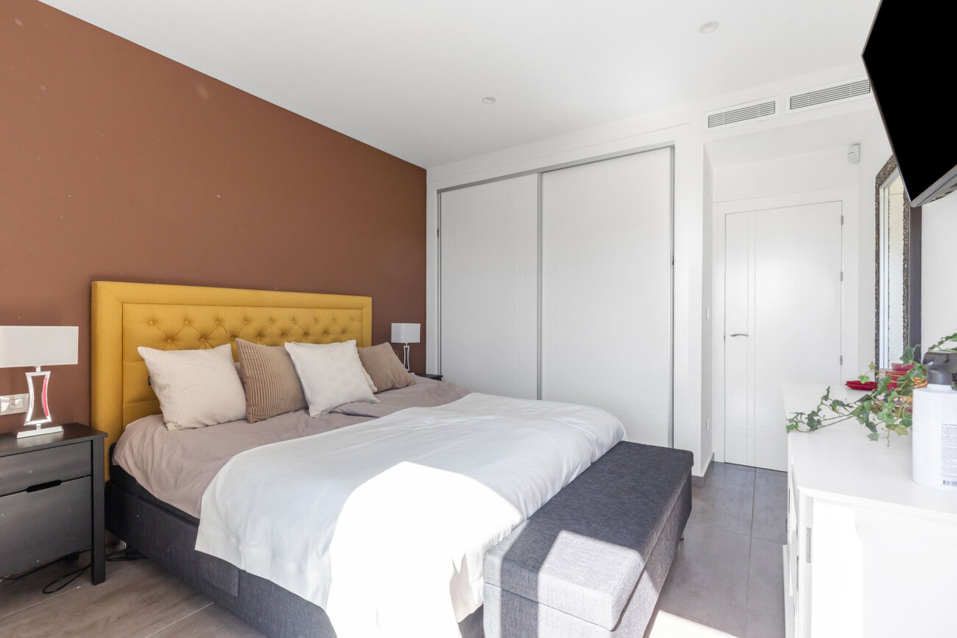 Használt Ingatlanok - Villa -
Torrevieja - Rosaleda