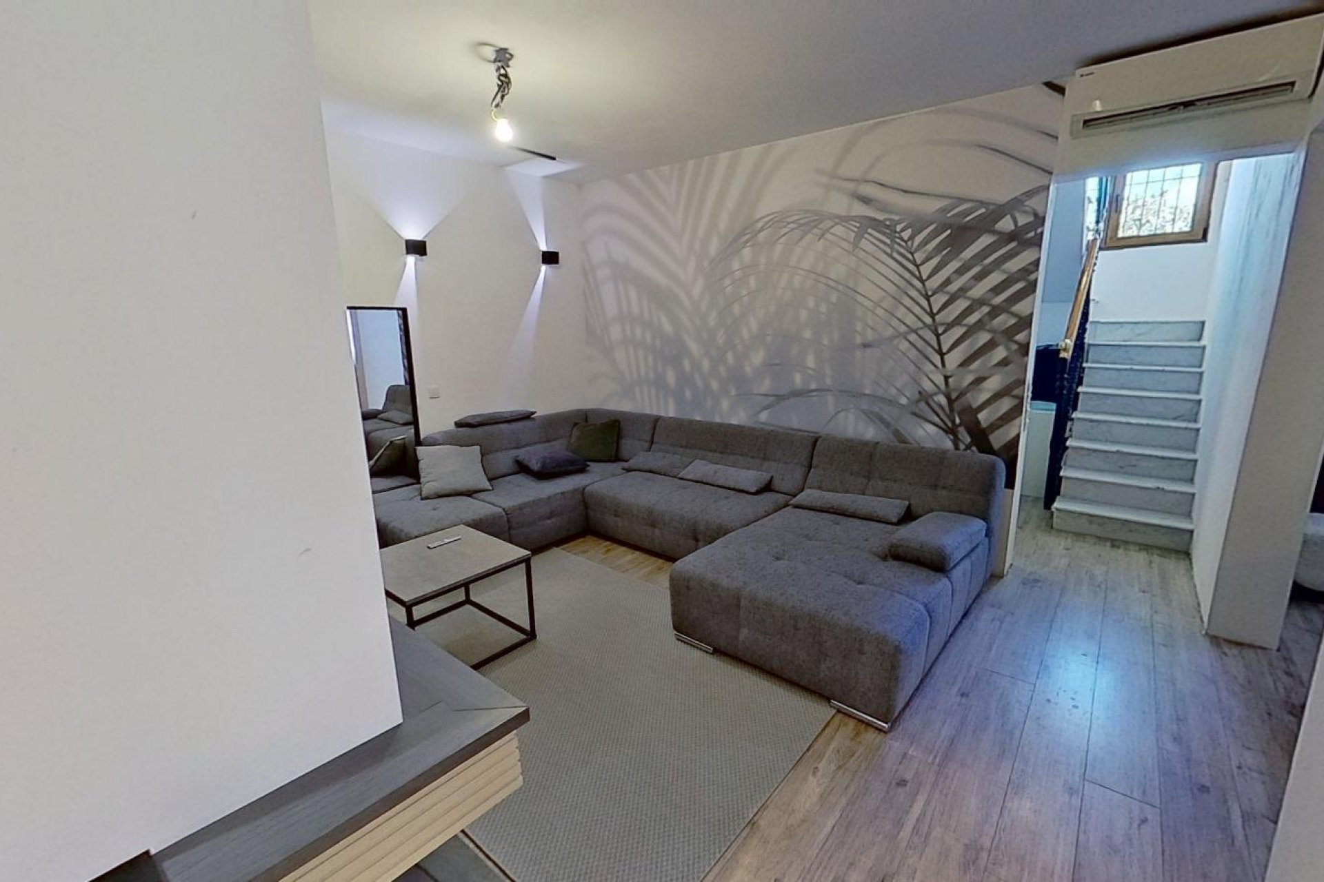 Használt Ingatlanok - Villa -
Torrevieja - San Luis