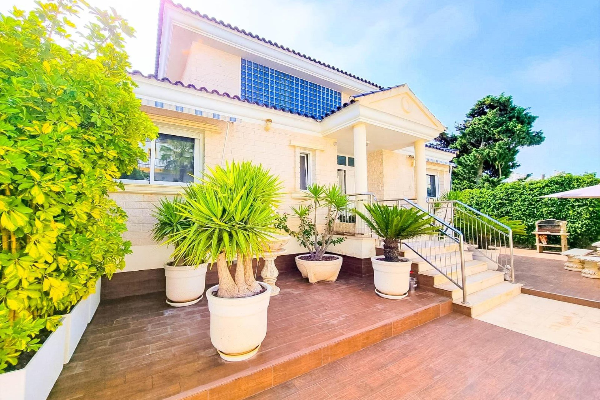 Használt Ingatlanok - Villa -
Torrevieja - Torre La Mata