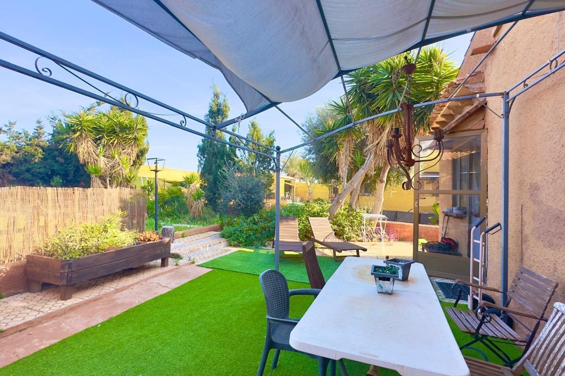 Használt Ingatlanok - Villa -
Torrevieja - Torreblanca