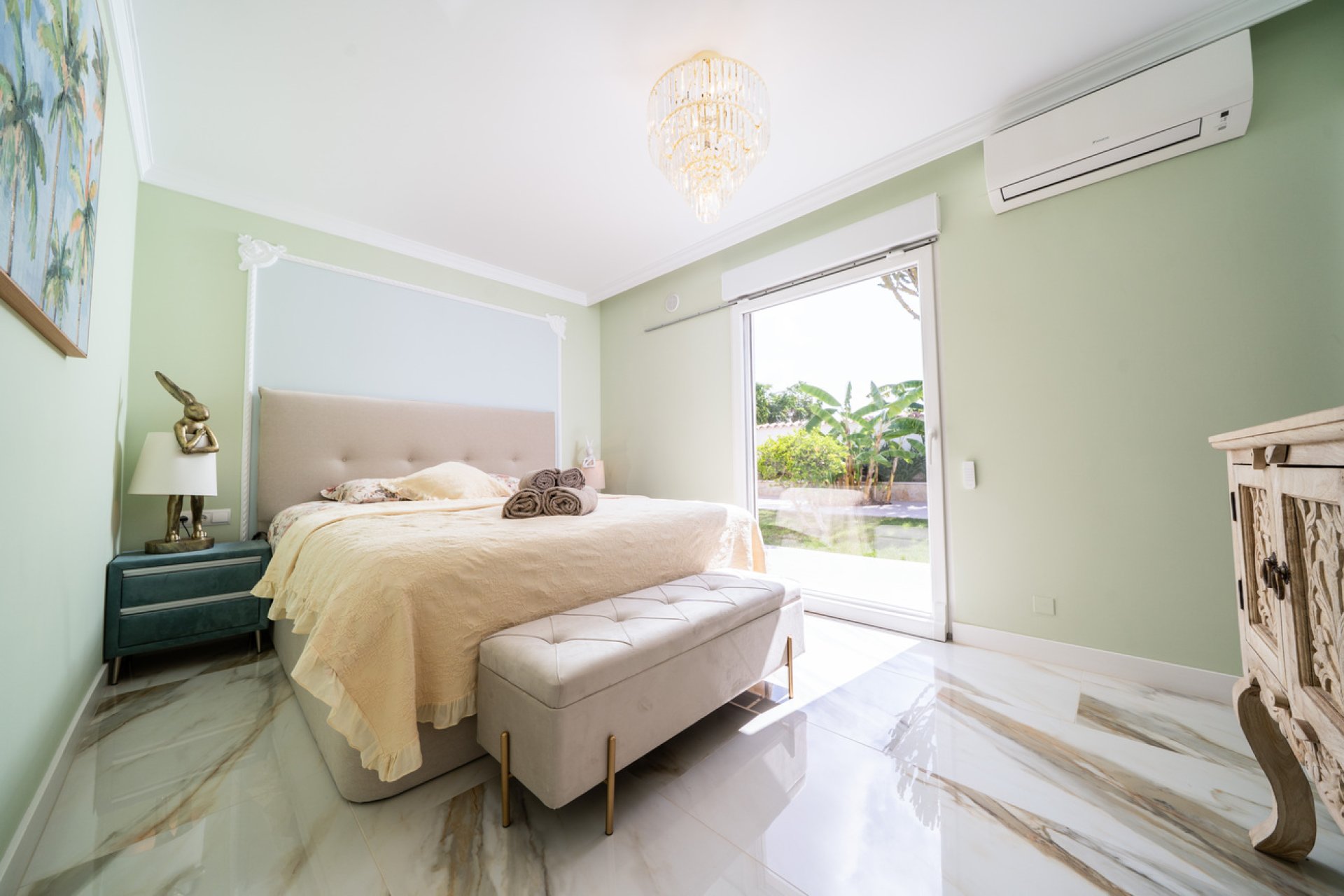 Használt Ingatlanok - Villa -
Torrevieja - Torreta