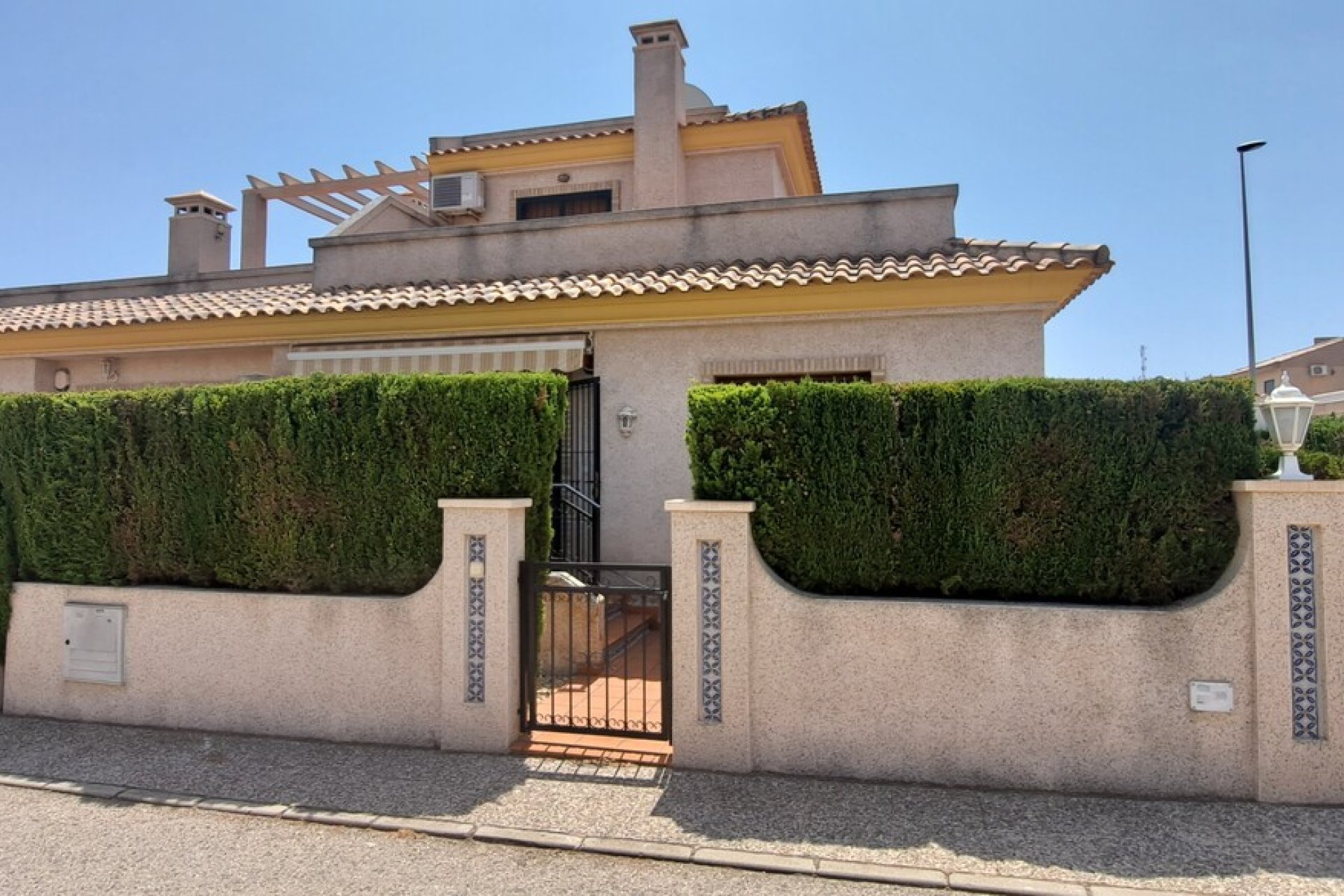 Használt Ingatlanok - Villa -
Villamartin - Costa Blanca