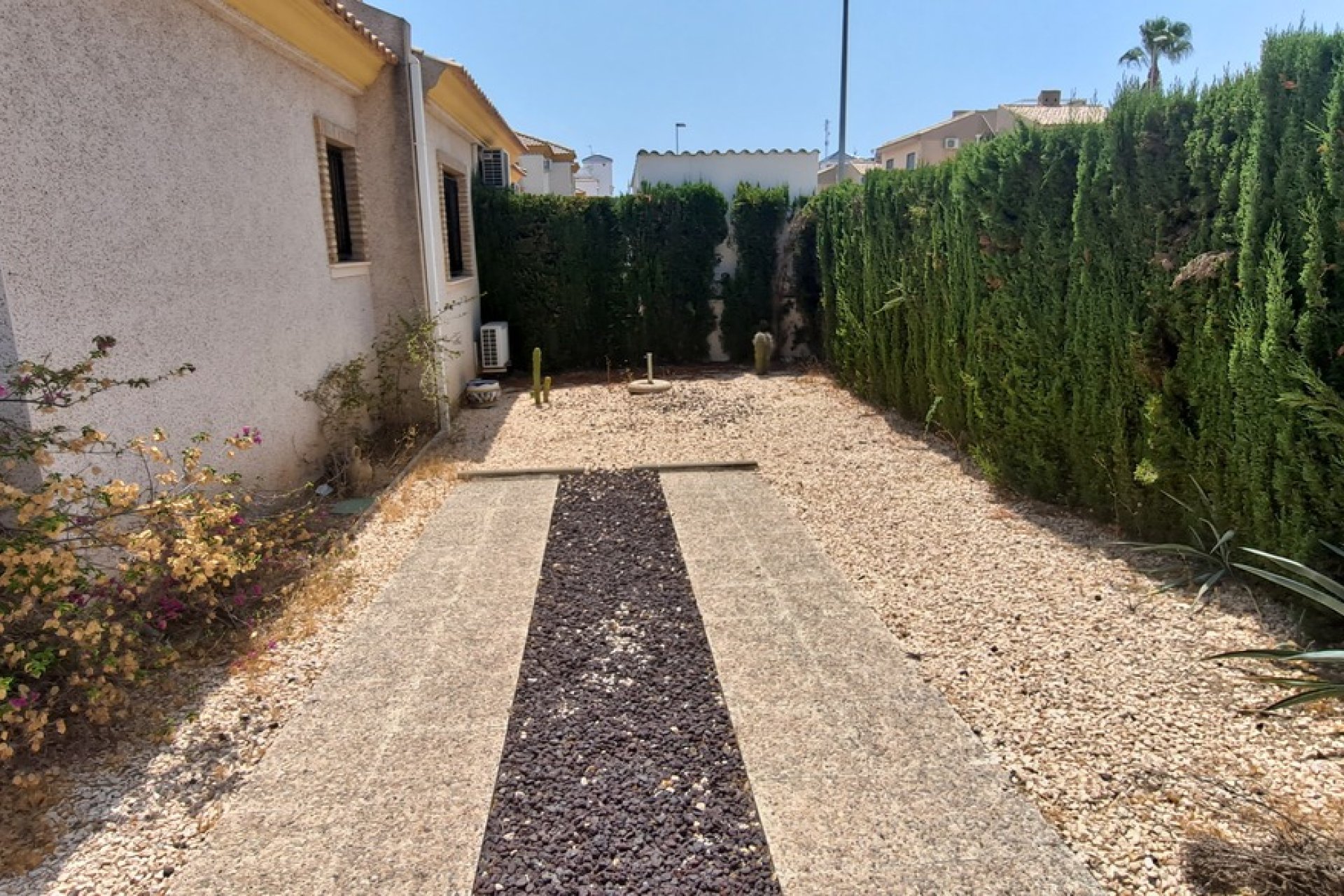 Használt Ingatlanok - Villa -
Villamartin - Costa Blanca
