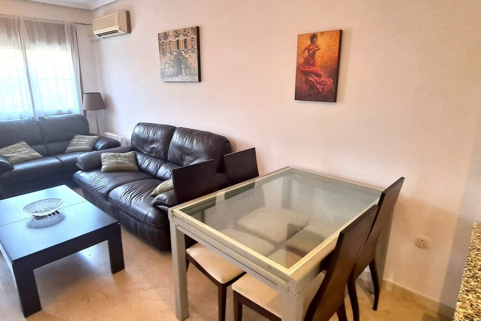 Használt Ingatlanok - Villa -
Villamartin - Costa Blanca