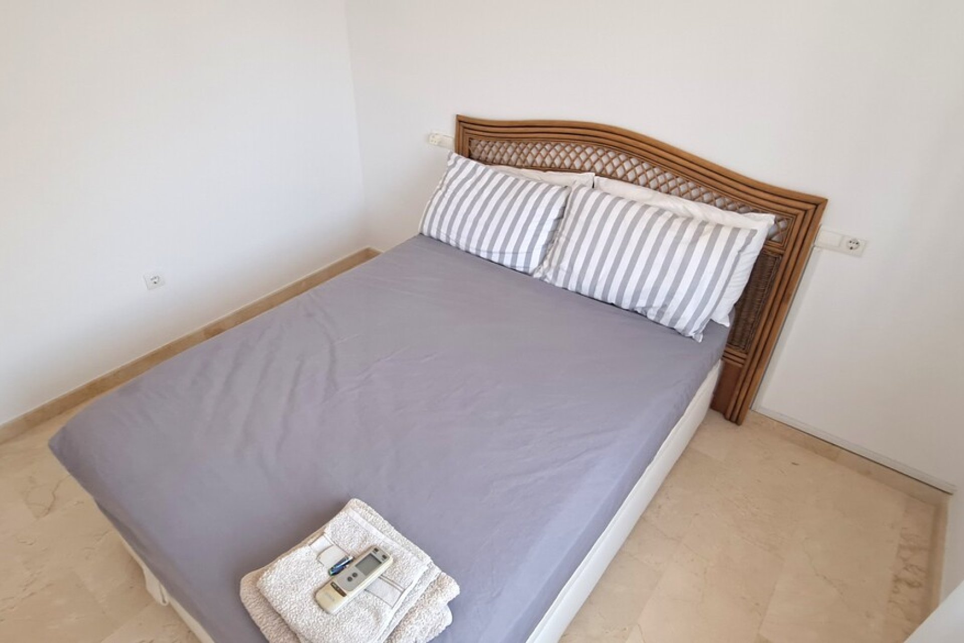 Használt Ingatlanok - Villa -
Villamartin - Costa Blanca