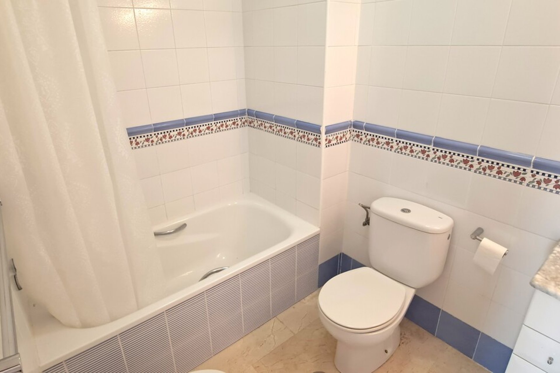 Használt Ingatlanok - Villa -
Villamartin - Costa Blanca