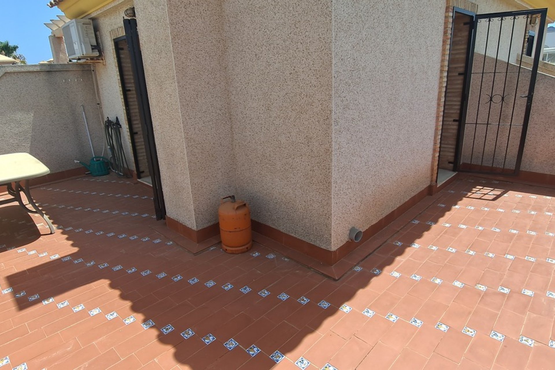 Használt Ingatlanok - Villa -
Villamartin - Costa Blanca