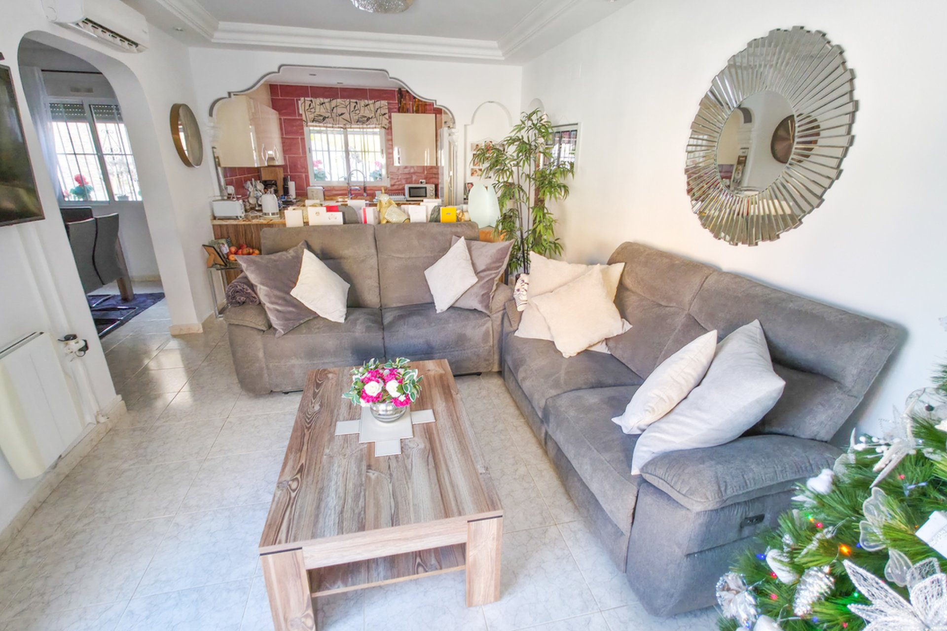 Használt Ingatlanok - Villa -
Villamartin - Costa Blanca