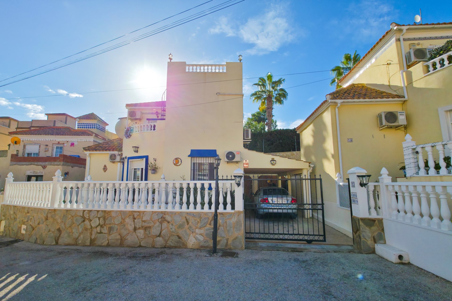 Használt Ingatlanok - Villa -
Villamartin - Costa Blanca