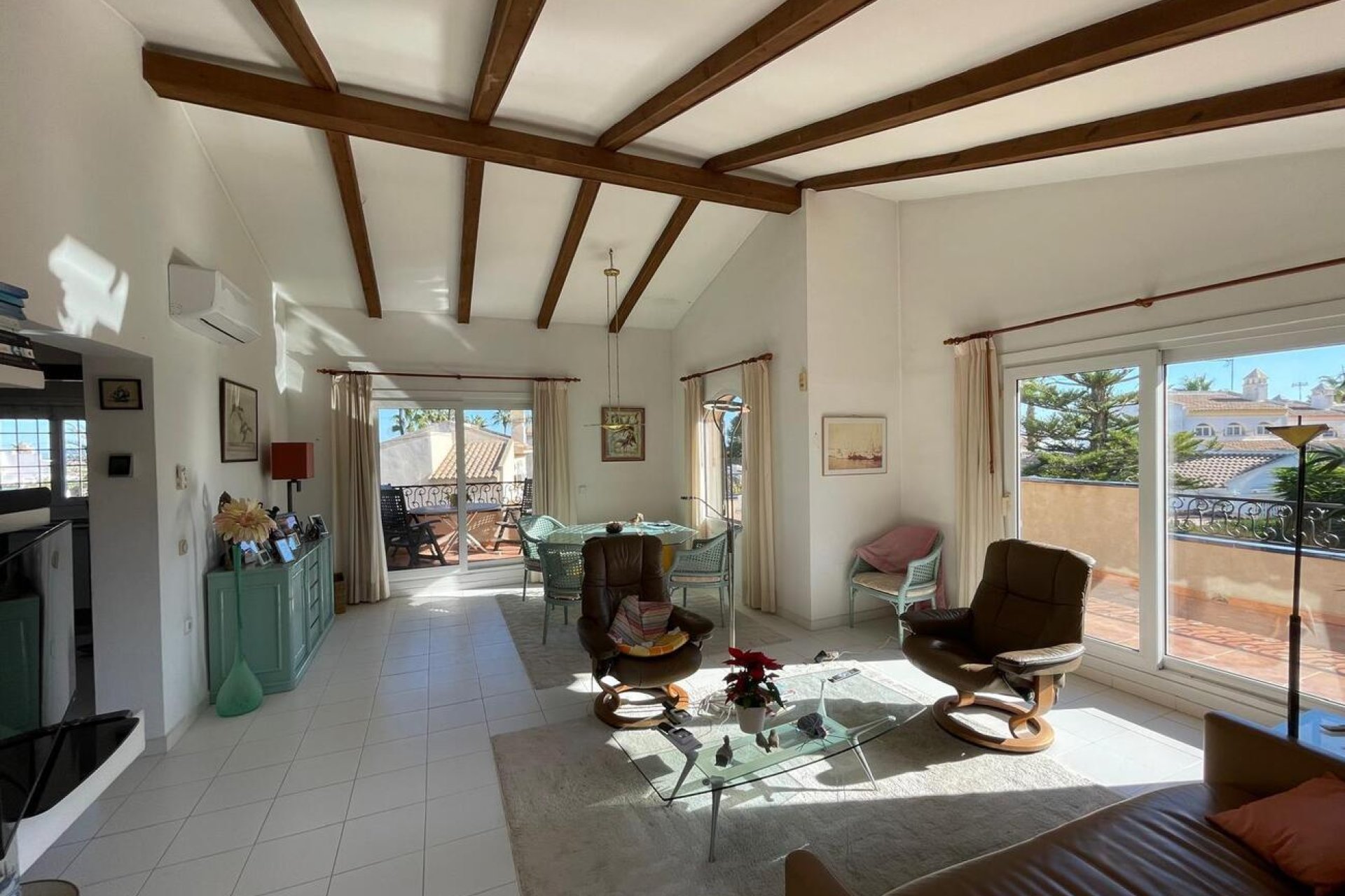 Használt Ingatlanok - Villa -
Villamartin - Costa Blanca