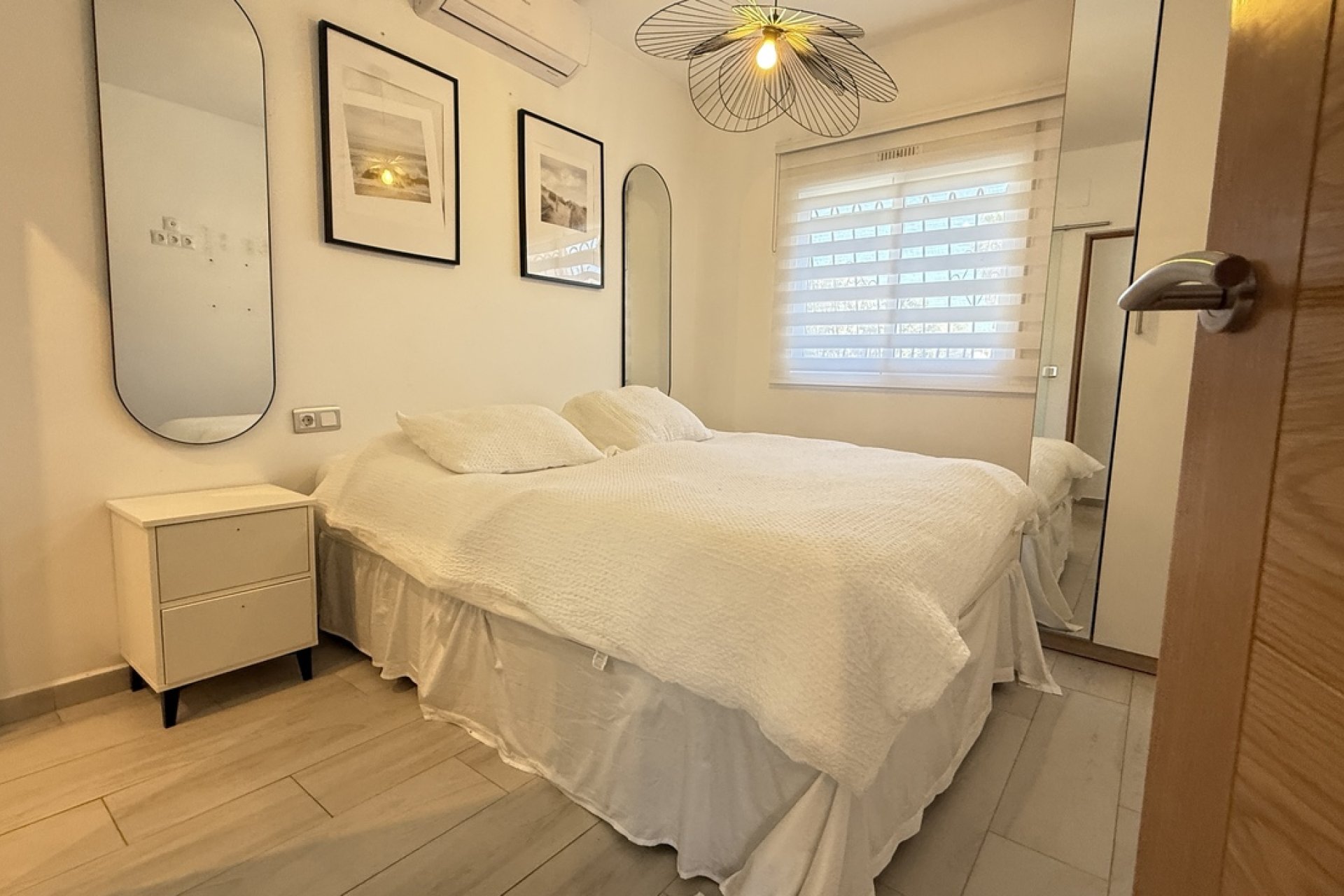 Használt Ingatlanok - Villa -
Villamartin - Costa Blanca