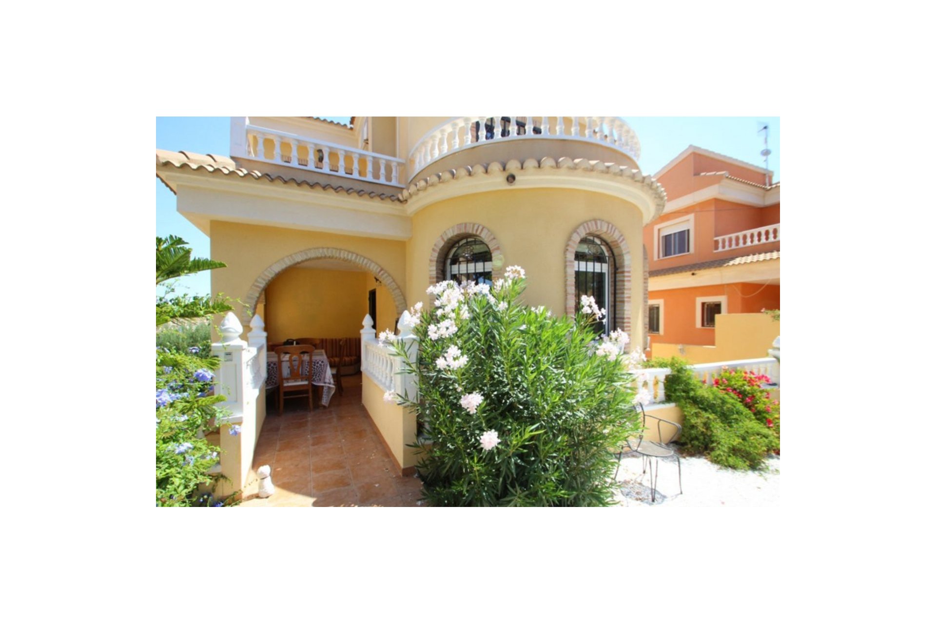 Használt Ingatlanok - Villa -
Villamartin - Costa Blanca