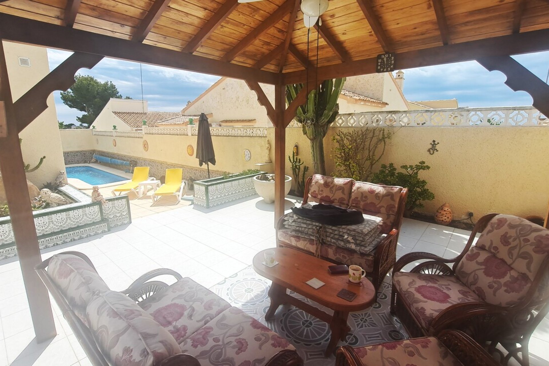 Használt Ingatlanok - Villa -
Villamartin - Costa Blanca