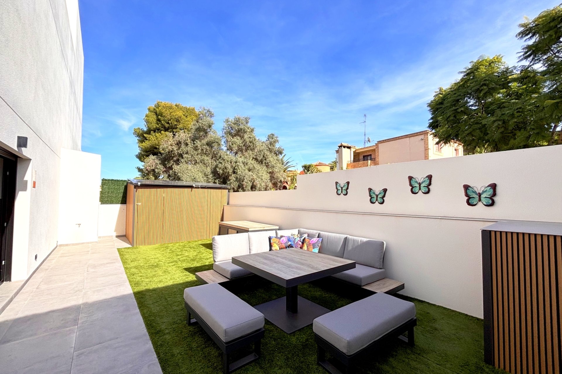 Használt Ingatlanok - Villa -
Villamartin - Costa Blanca
