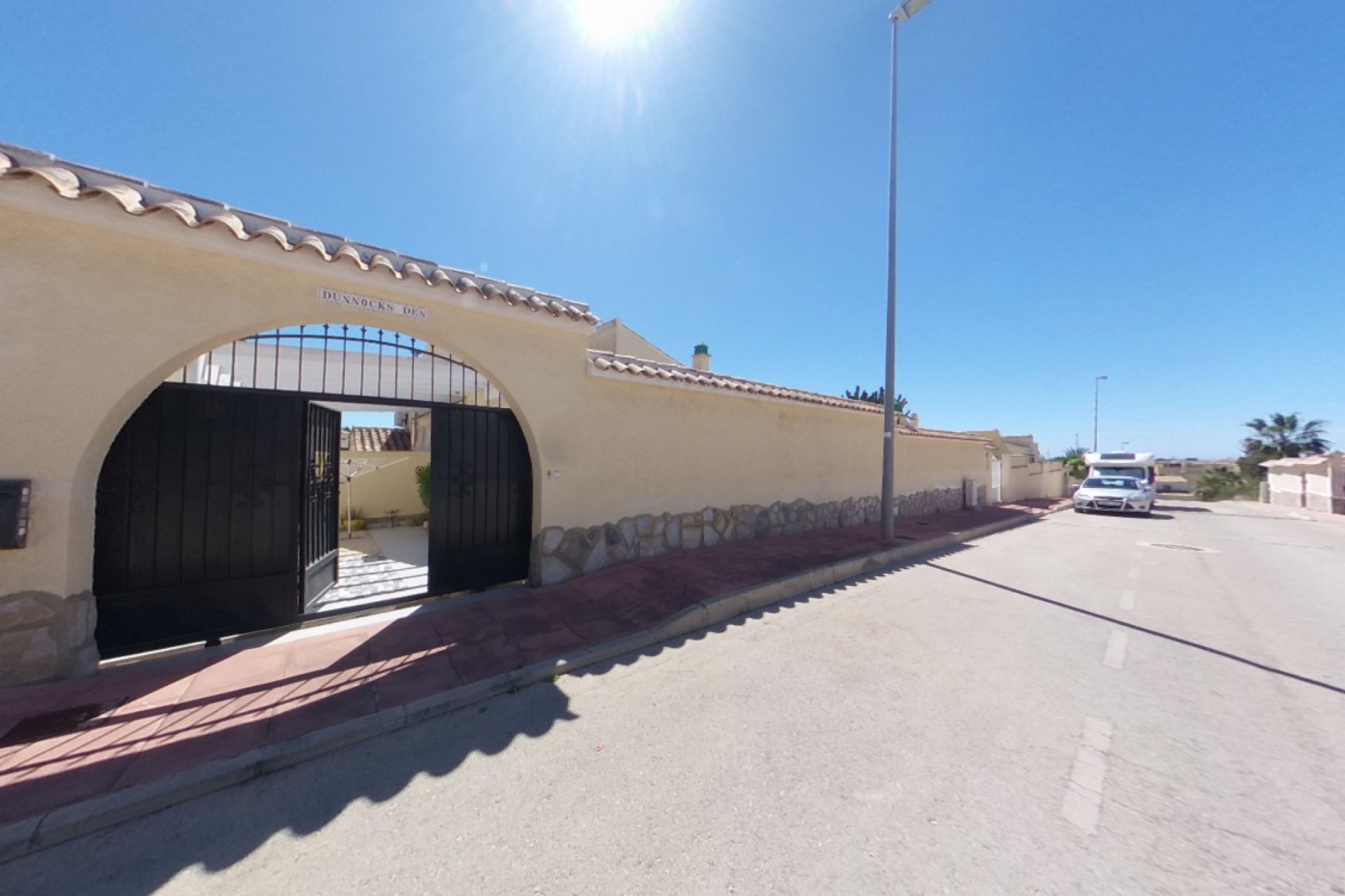 Használt Ingatlanok - Villa -
Villamartin - Costa Blanca