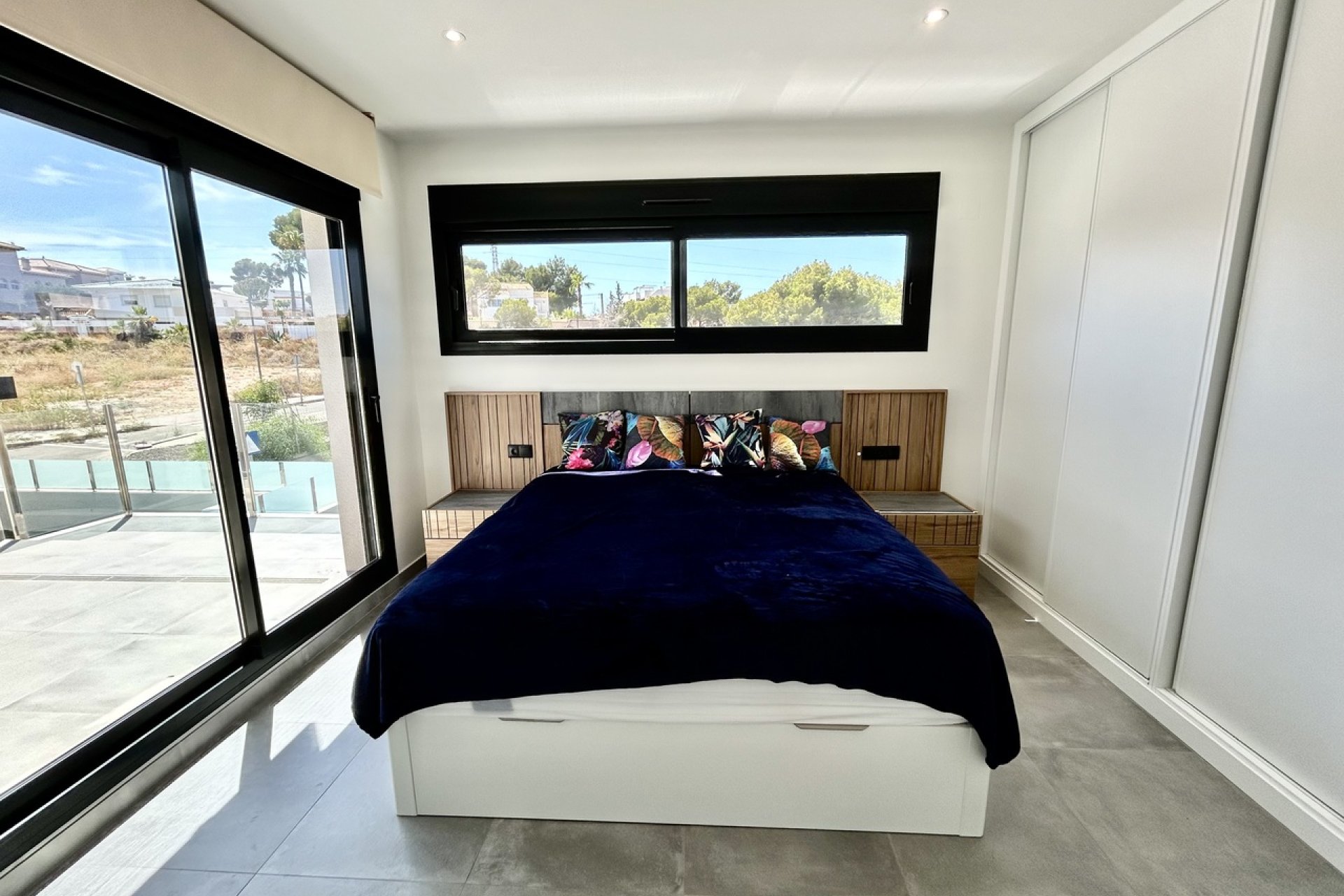 Használt Ingatlanok - Villa -
Villamartin - Costa Blanca