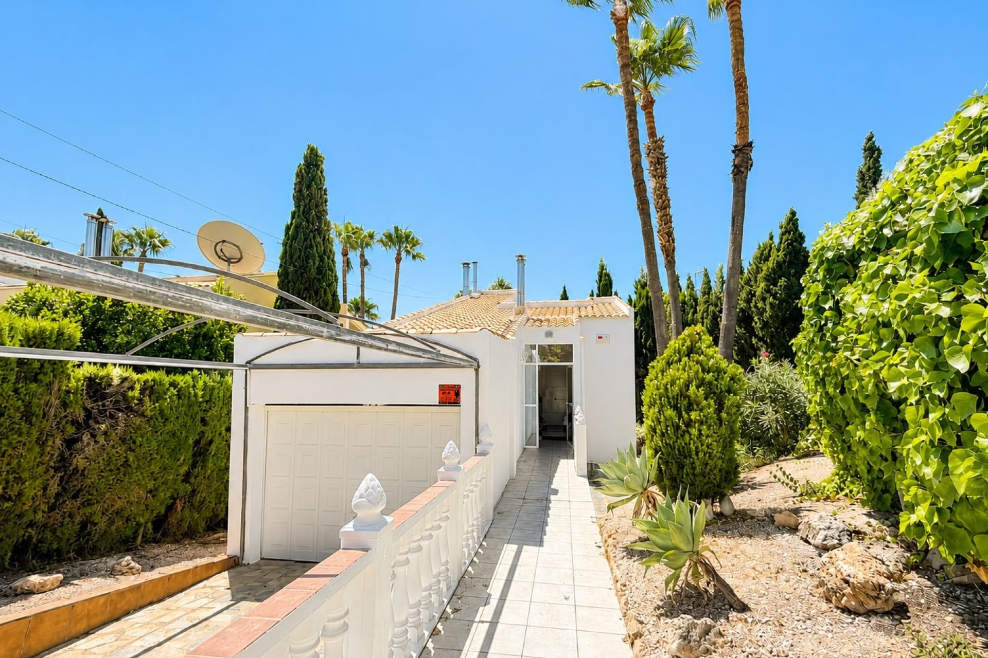Használt Ingatlanok - Villa -
Villamartin - Costa Blanca