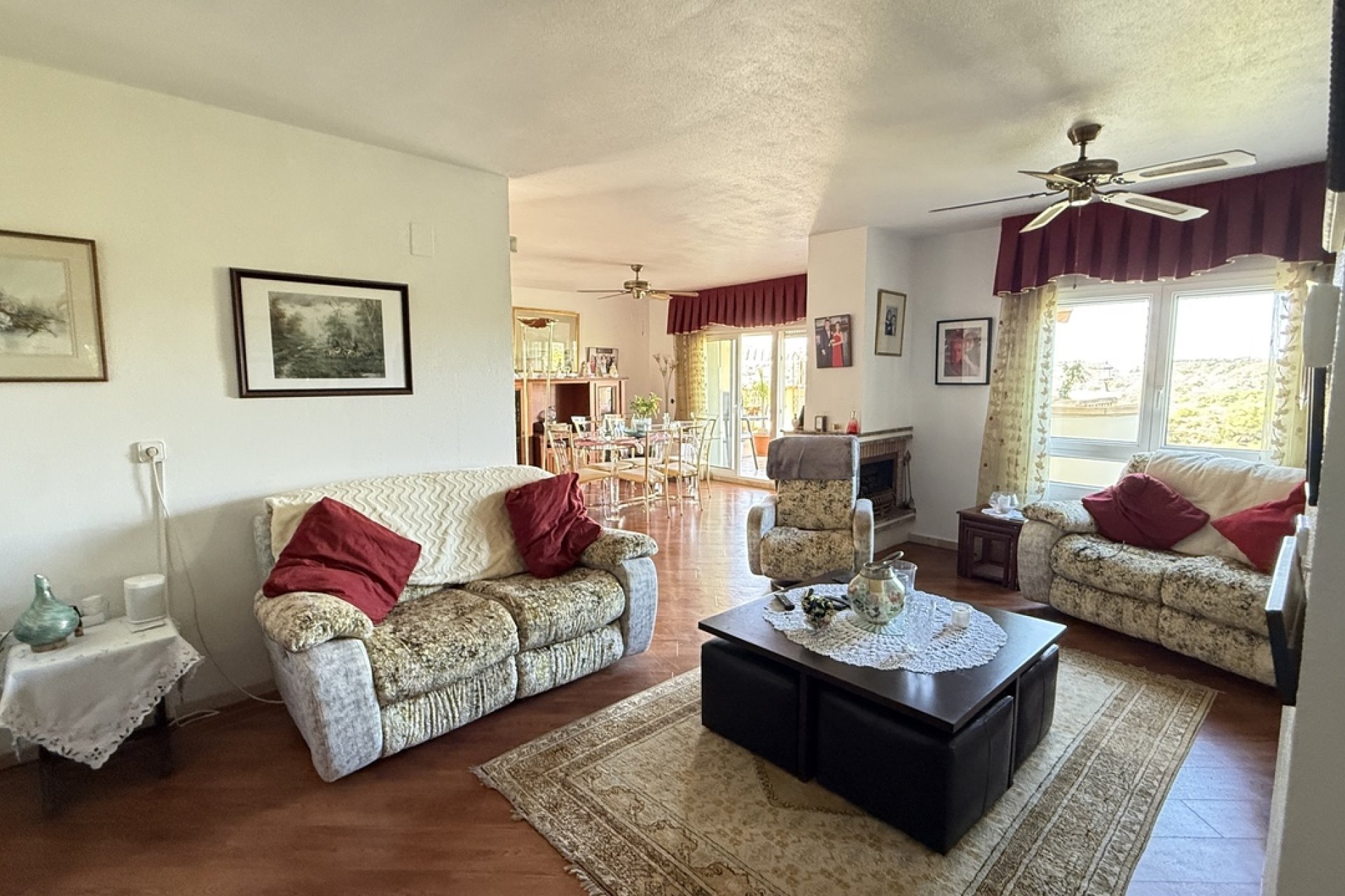 Használt Ingatlanok - Villa -
Villamartin - Costa Blanca
