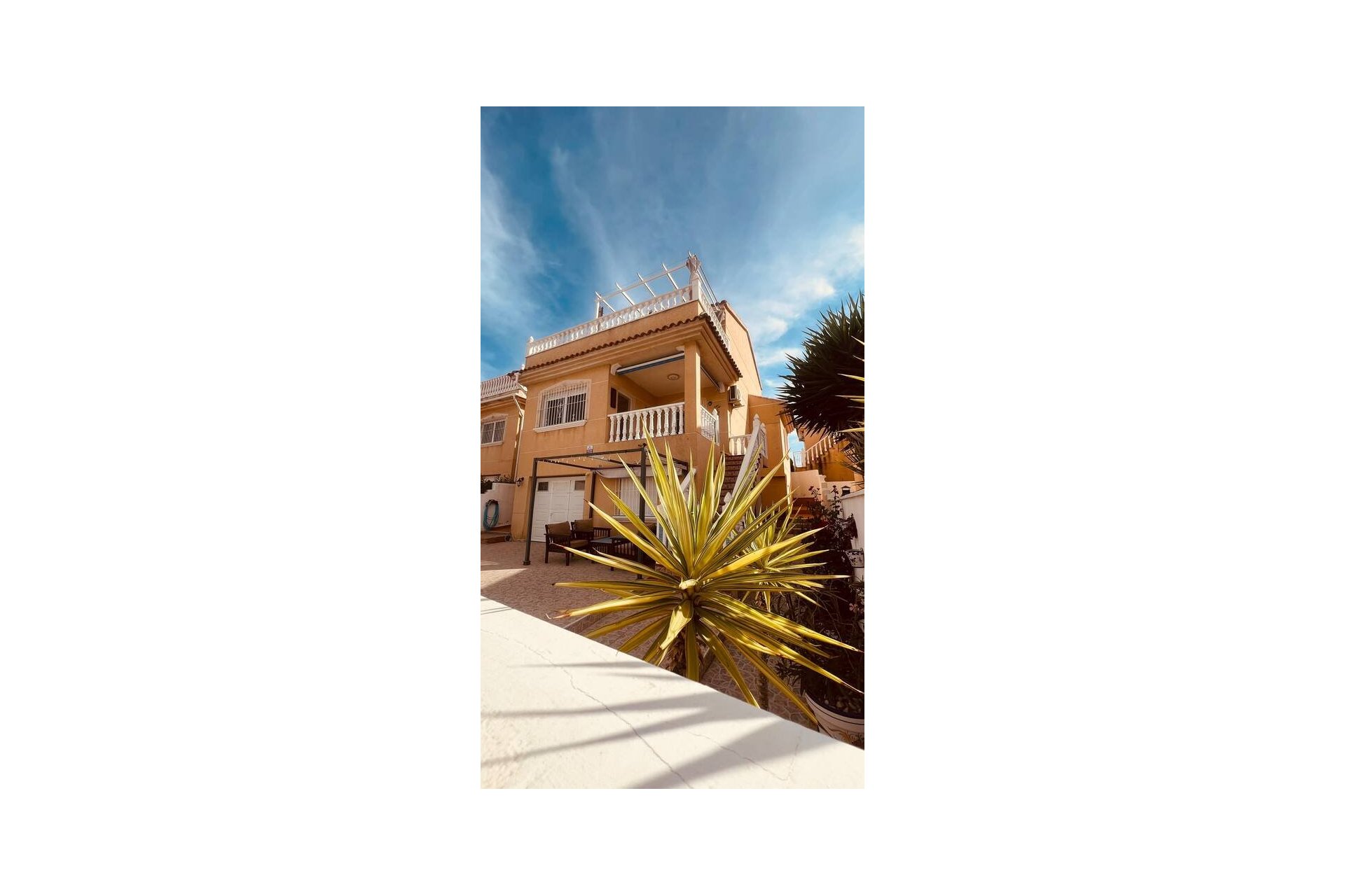 Használt Ingatlanok - Villa -
Villamartin - Costa Blanca