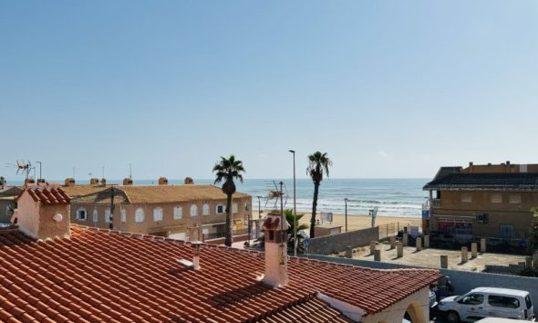 Kétszintes lakás - Használt Ingatlanok - La Mata -
                Costa Blanca