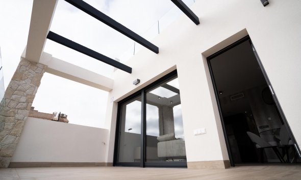 Maison de ville - Nouvelle construction - Orihuela Costa -
                Entre golf