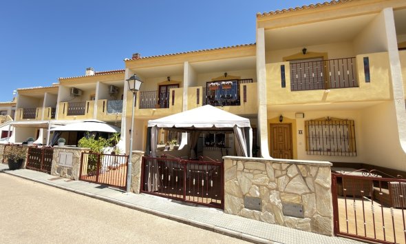 Maison de ville - Revente - La Zenia -
                Costa Blanca