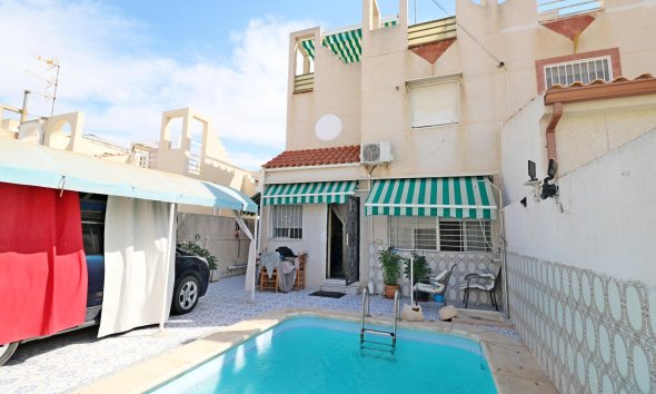 Maison de ville - Revente - Torrevieja -
                Torretas