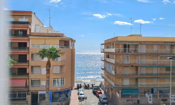 Mansardă - Revânzare - Torrevieja -
                Playa De Los Naufragos