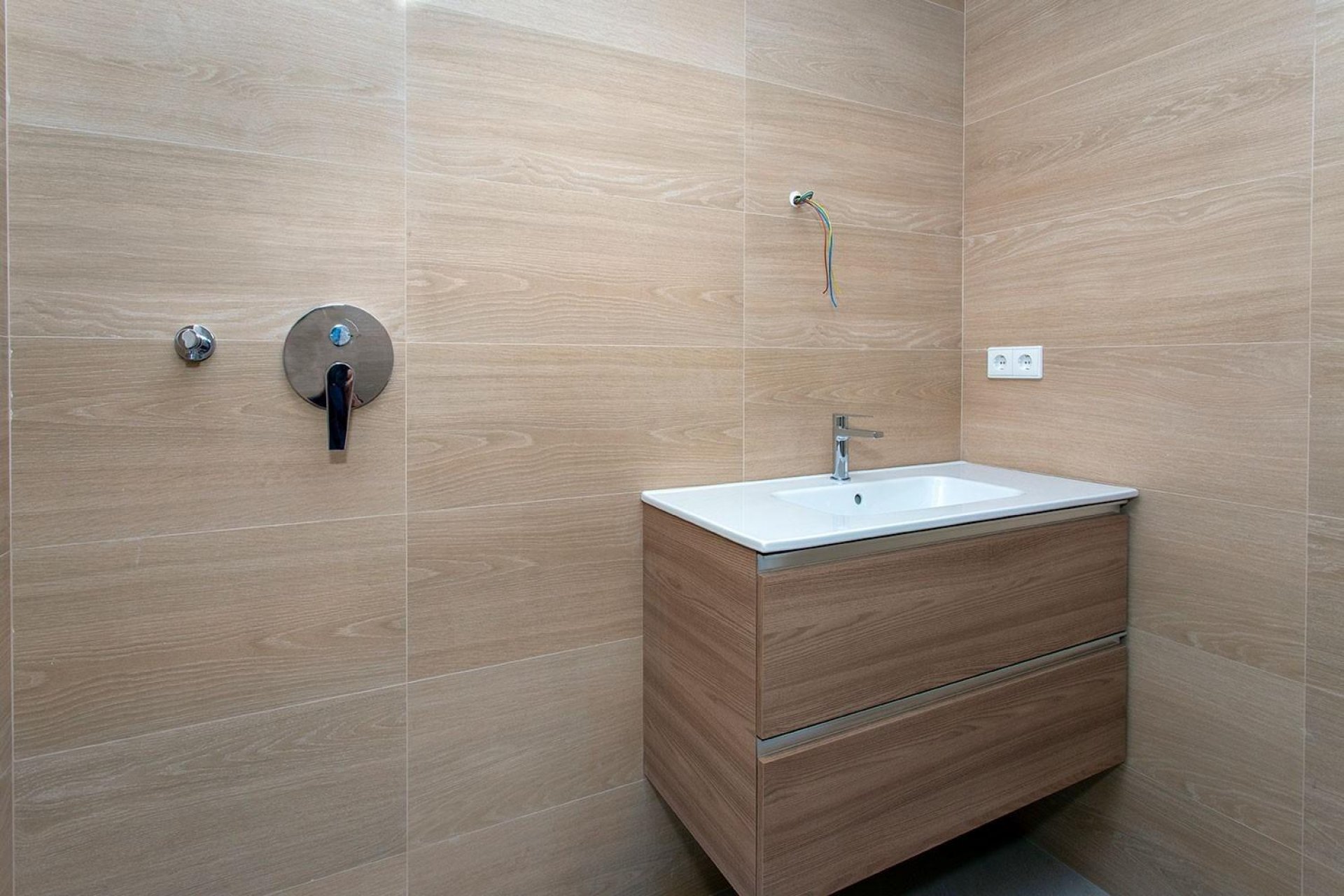 Neue Gebäude - Bungalow -
Hondón de las Nieves - El Salero