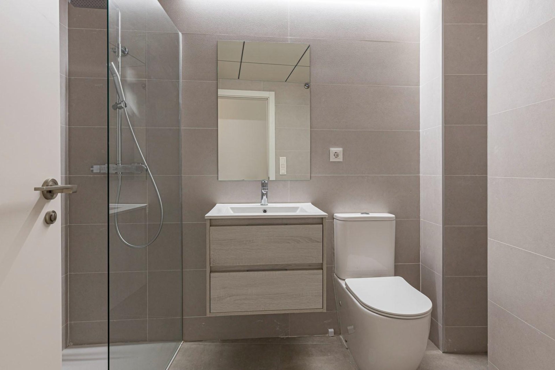 Neue Gebäude - Penthouse -
Murcia - Centro