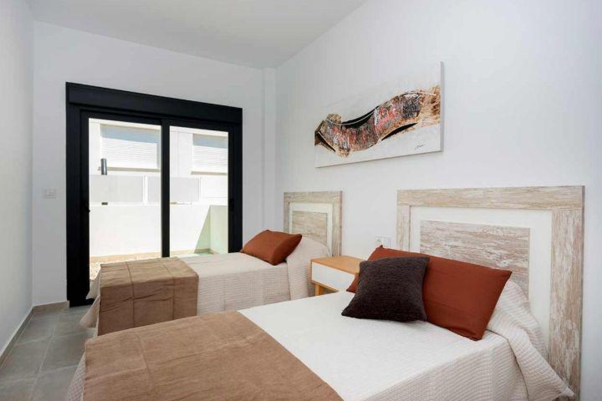 Neue Gebäude - Quad House -
Daya Nueva - Centro