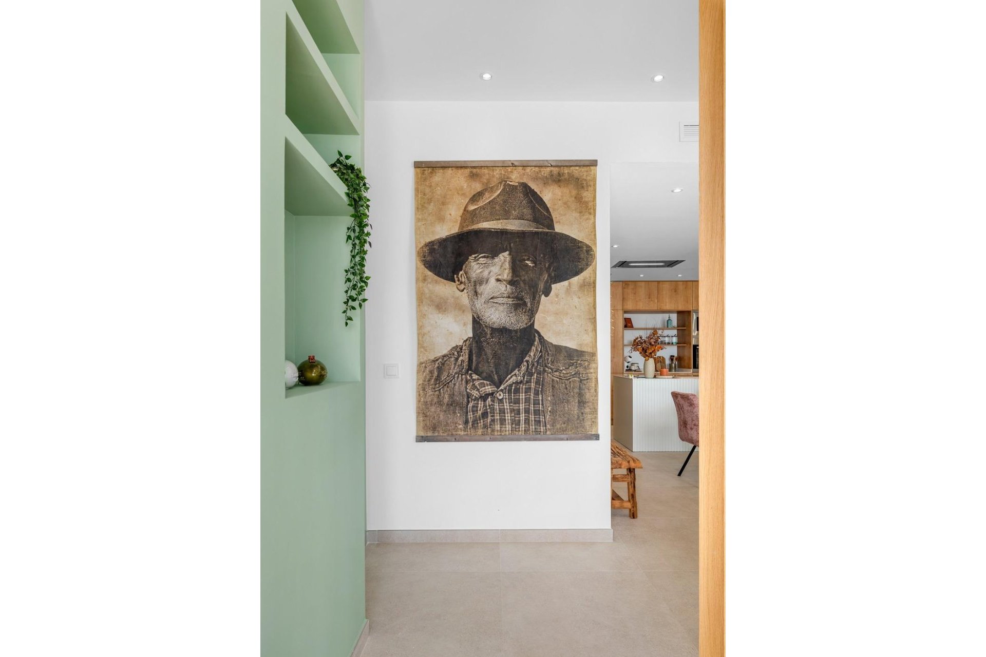 Neue Gebäude - Stadthaus -
Dolores - Sector 3