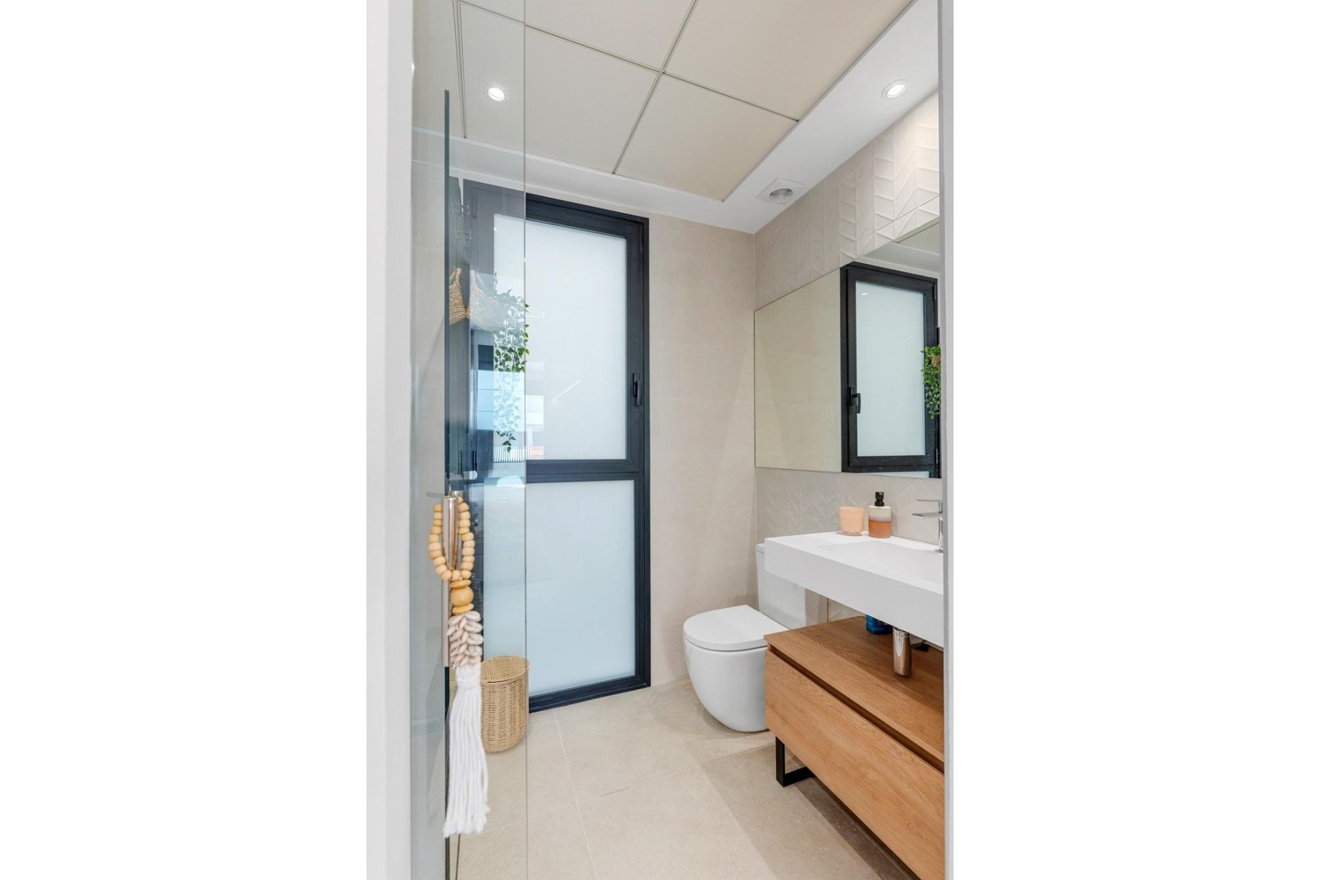 Neue Gebäude - Stadthaus -
Dolores - Sector 3