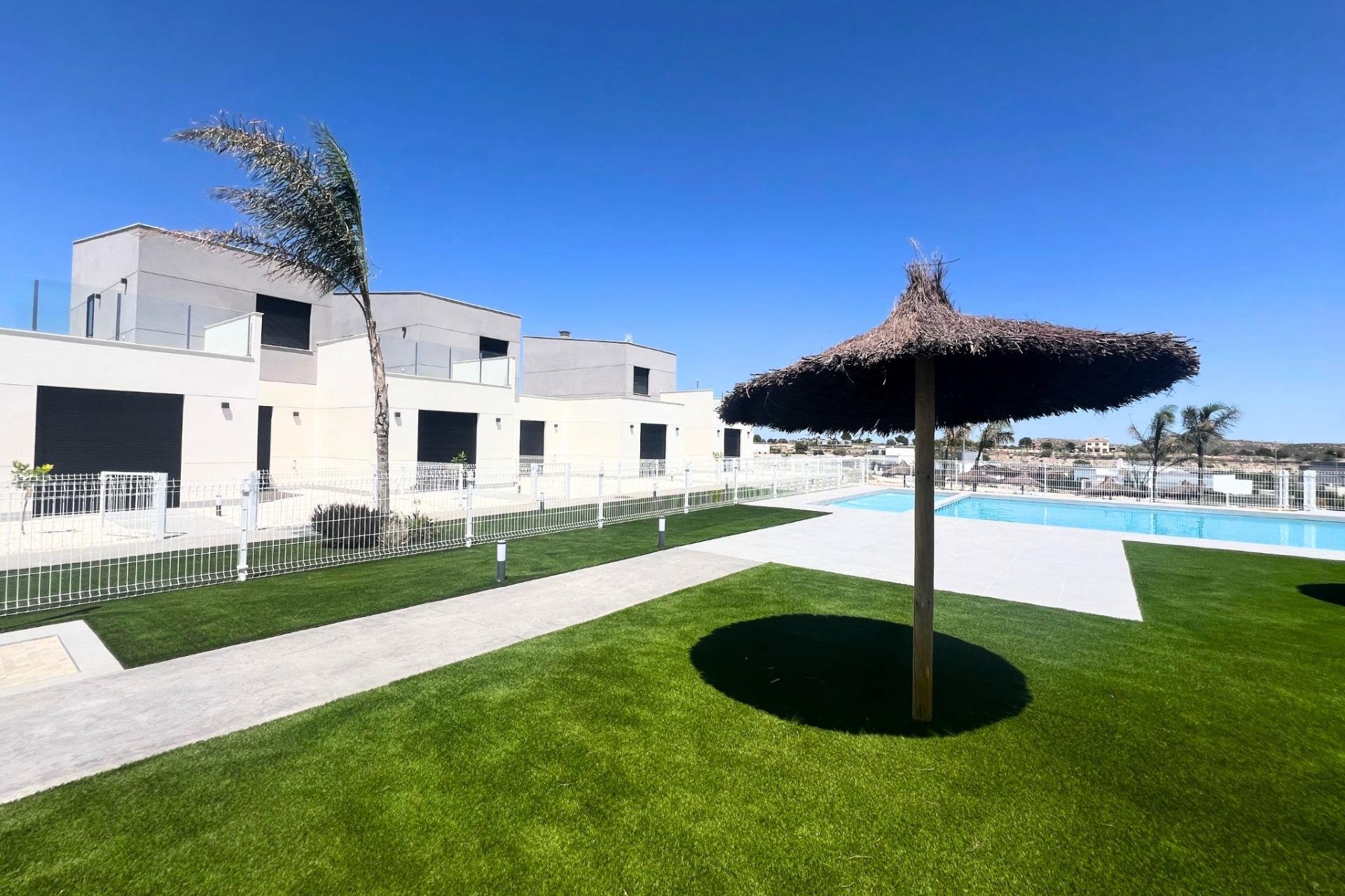 Neue Gebäude - Town House -
Baños y Mendigo - Altaona Golf