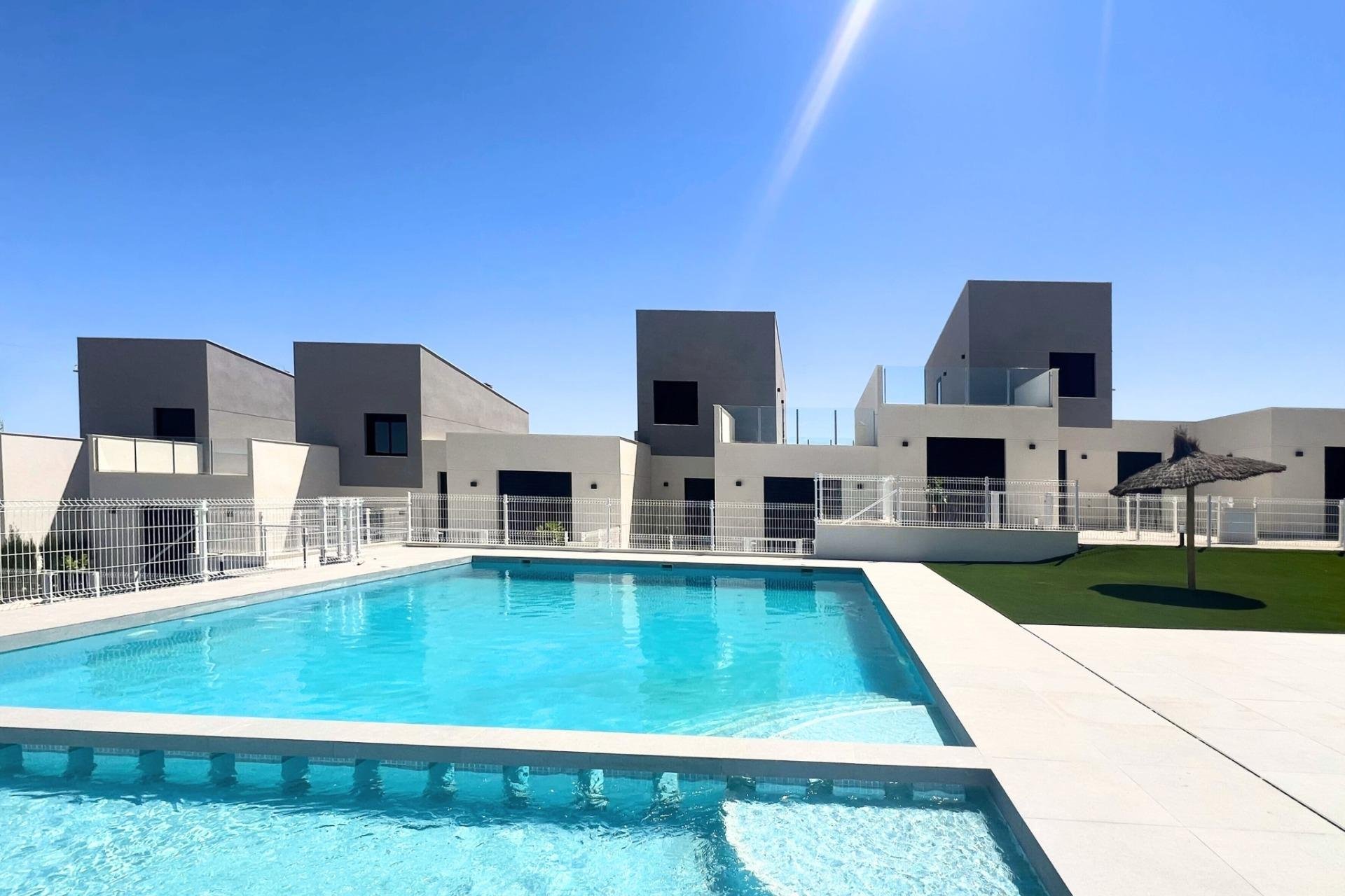Neue Gebäude - Town House -
Baños y Mendigo - Altaona Golf