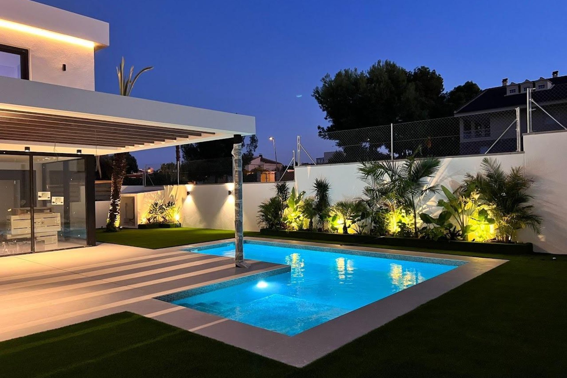 Neue Gebäude - Town House -
Orihuela Costa - Montezenia