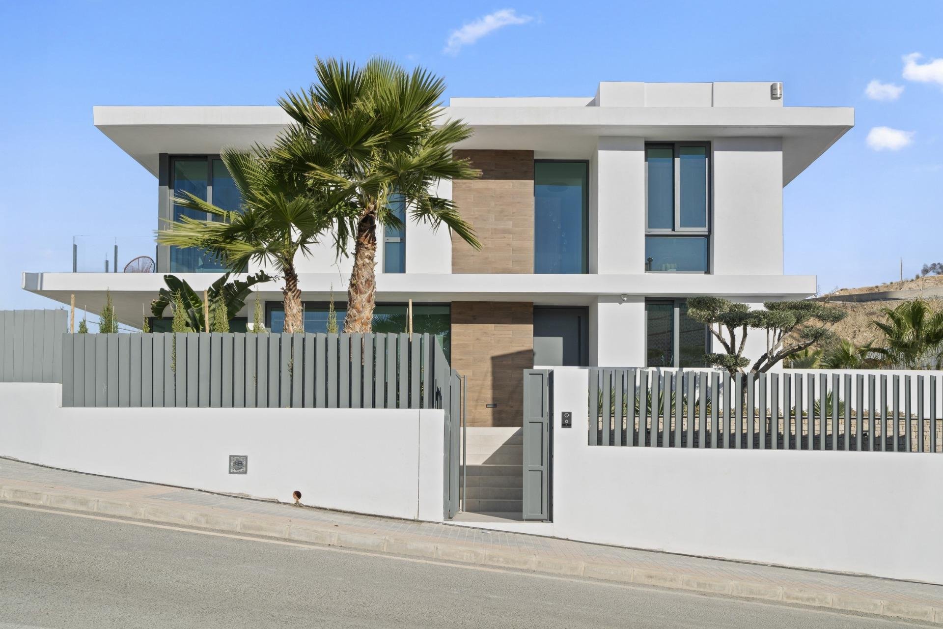 Neue Gebäude - Villa -
Benidorm - Rincón de Loix