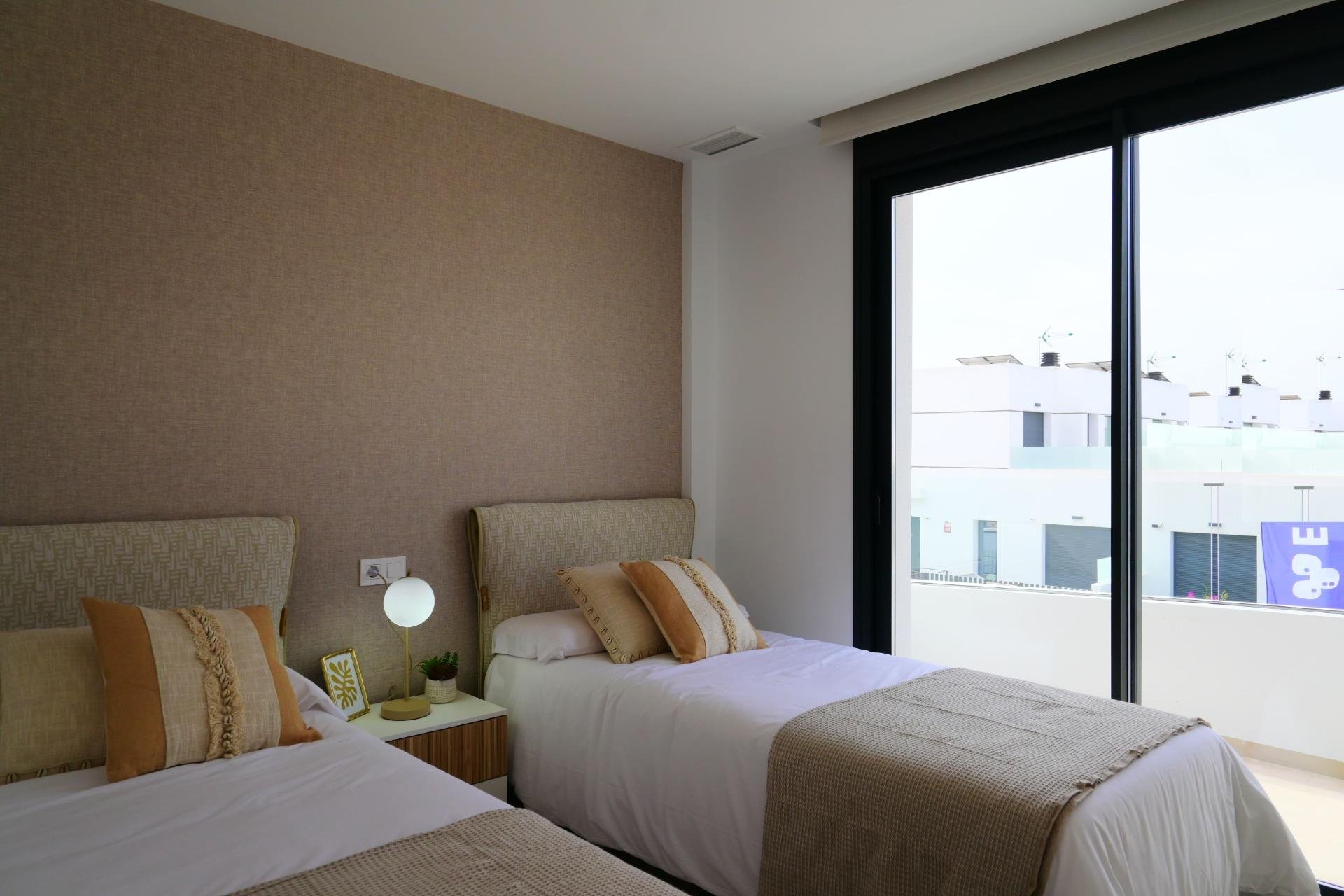 Neue Gebäude - Villa -
Dolores - polideportivo