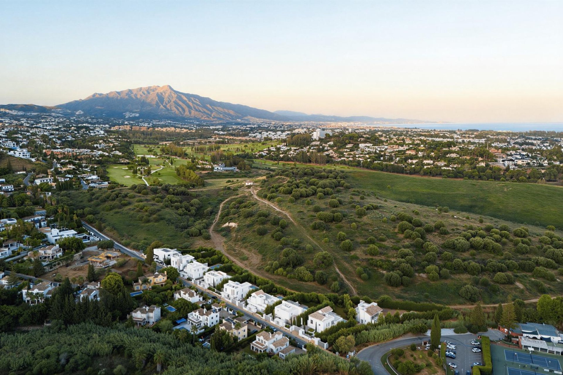 Neue Gebäude - Villa -
Estepona - Paraiso Alto