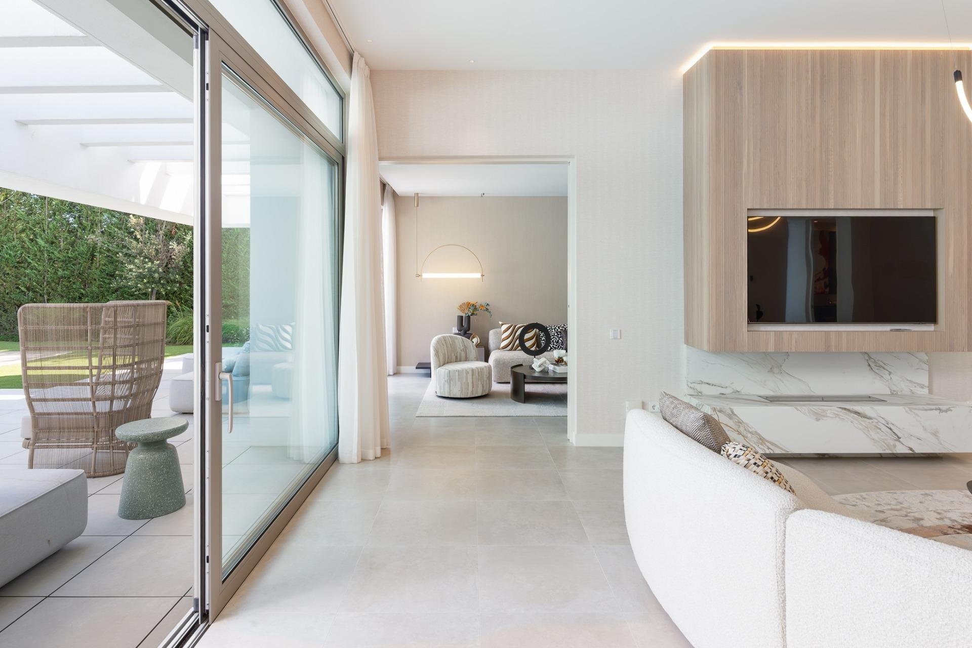 Neue Gebäude - Villa -
Estepona - Paraiso Alto