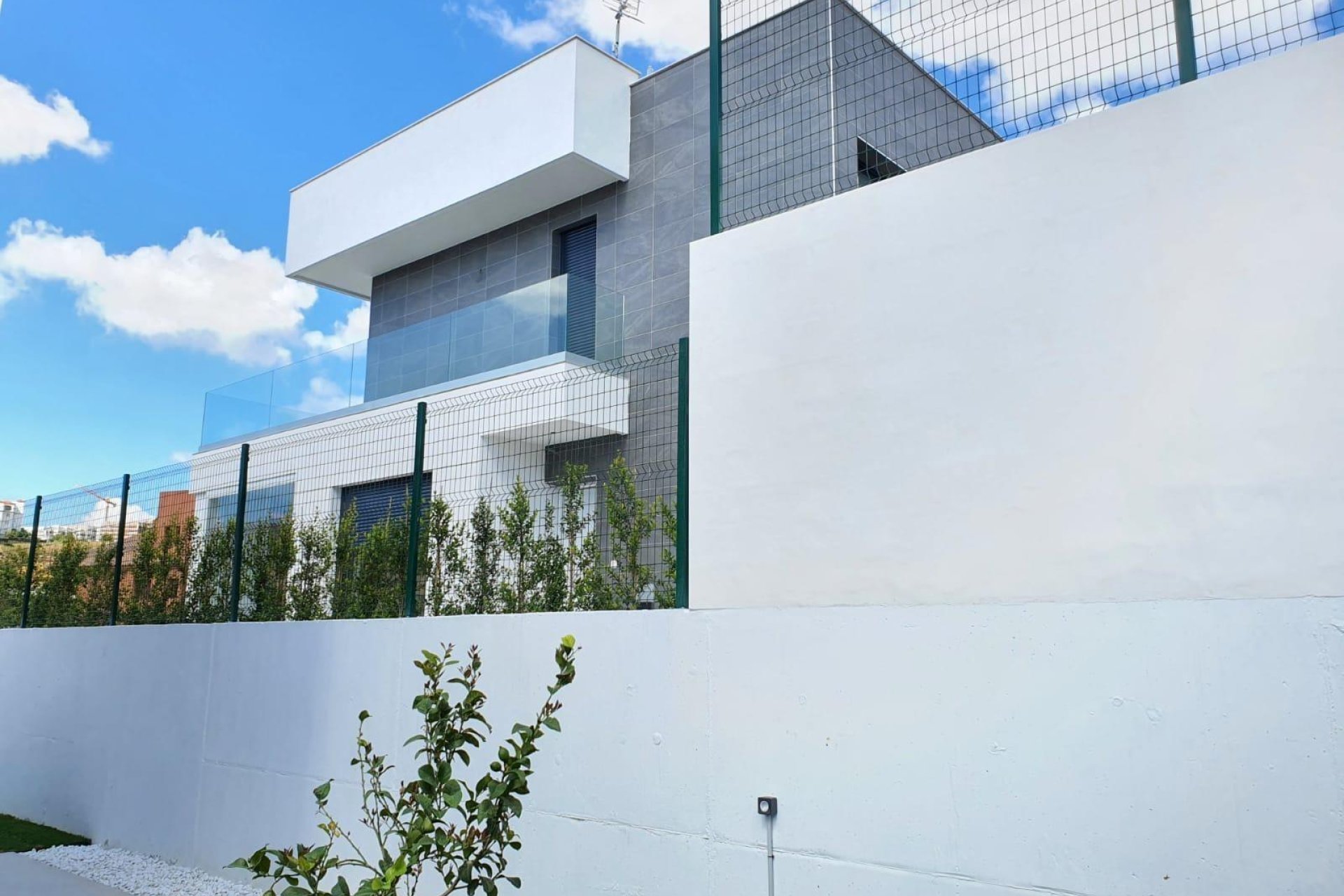 Neue Gebäude - Villa -
Manilva - La Duquesa